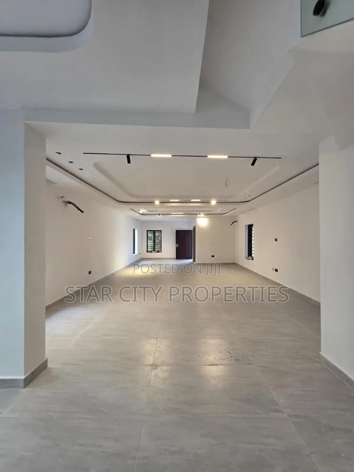 5bdrm Duplex in Lekki Phase 1 for sale