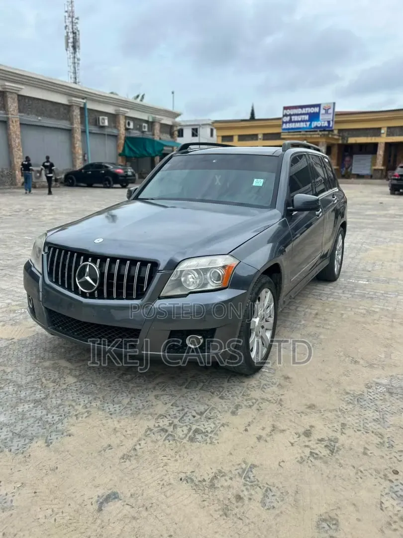 Mercedes-Benz GLK-Class 2011 Gray
