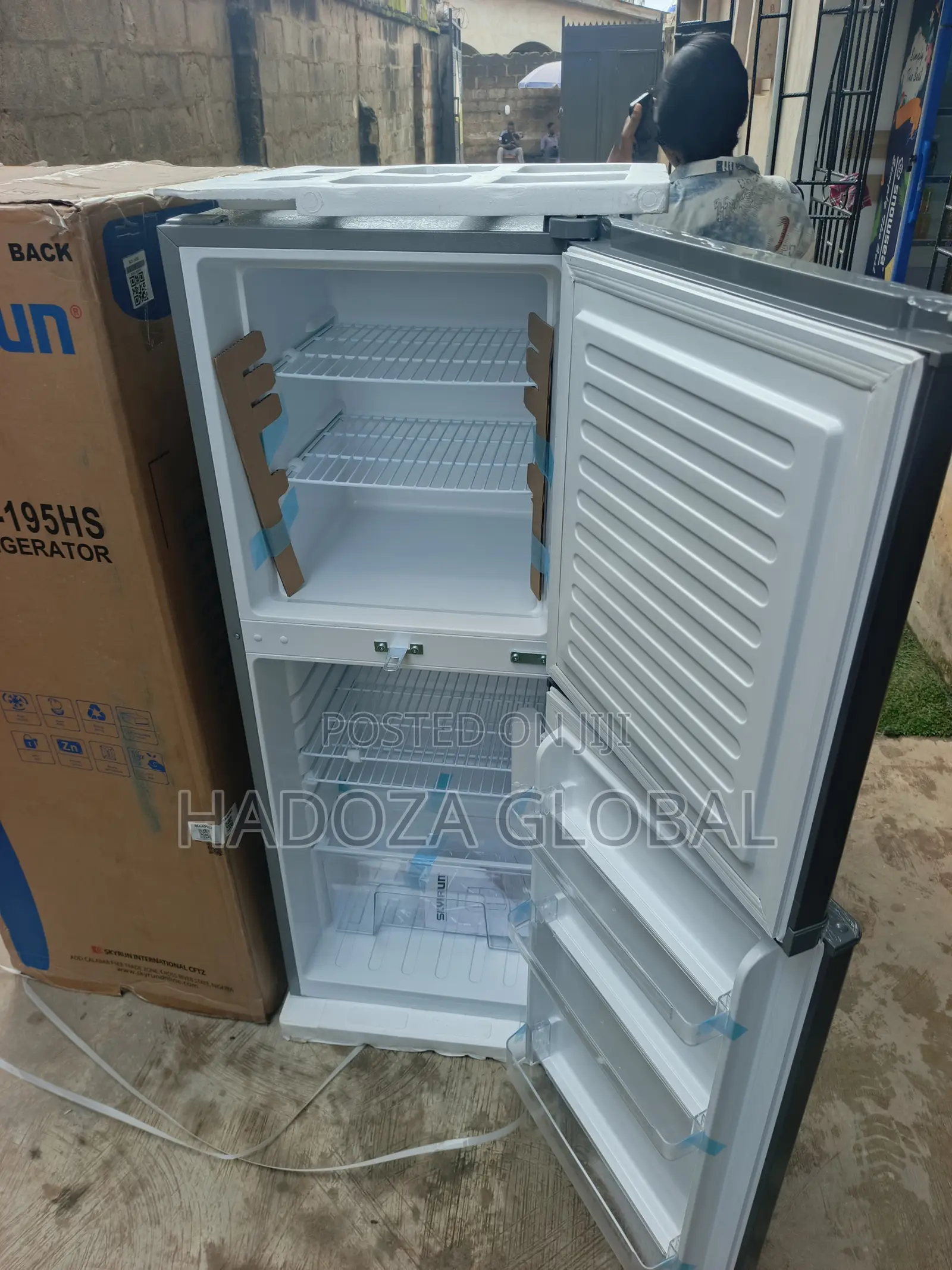 SkyRun BCD-198 Home Fridge – Keep Food Fresh