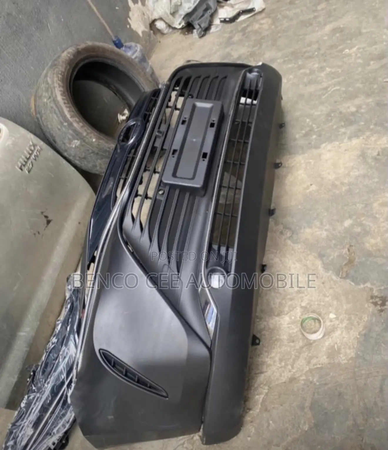 Complete Front Bumper Toyota Venza 2022