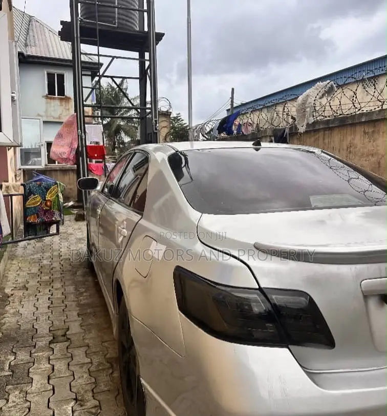Toyota Camry 2008 Silver