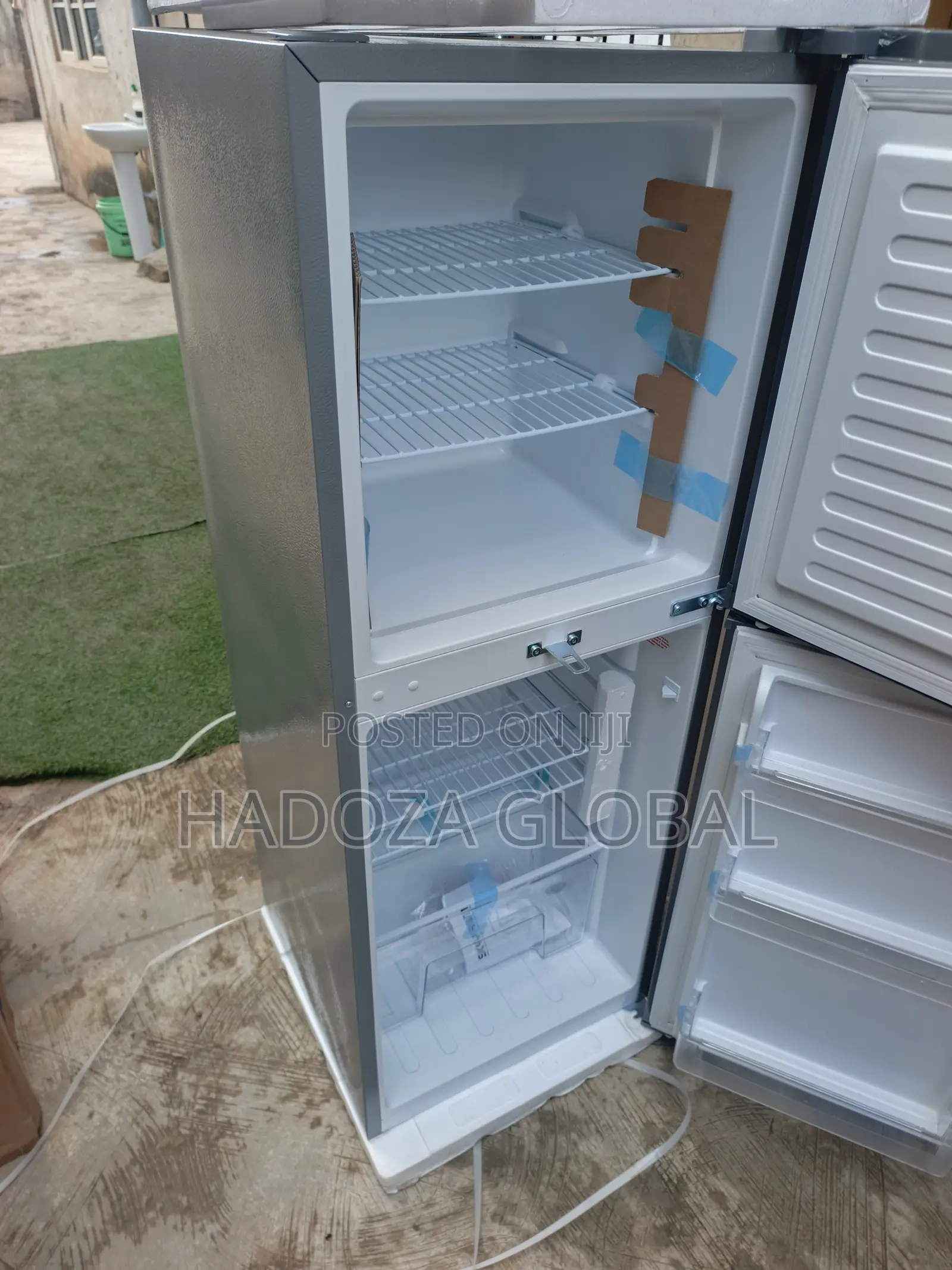 SkyRun BCD-198 Refrigerator – Chilled Drinks and Fresh Food