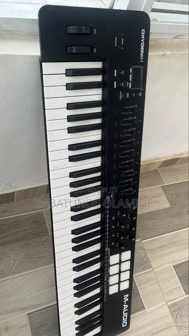 M-Audio Oxygen61 Midi Controller