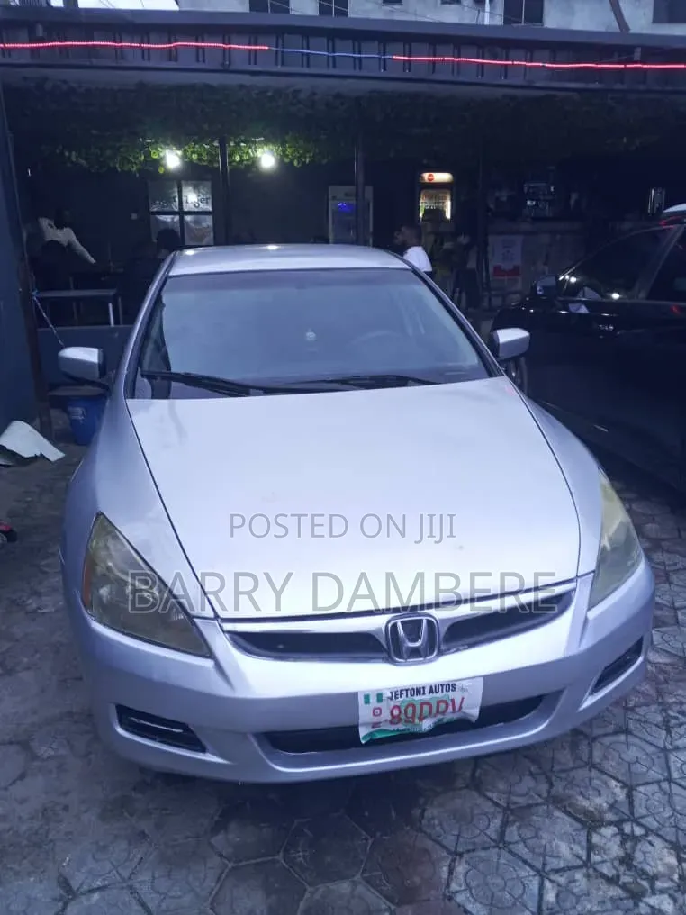 Honda Accord 2007 Silver