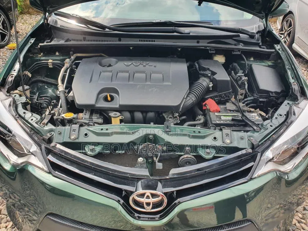 Toyota Corolla 2015 Green