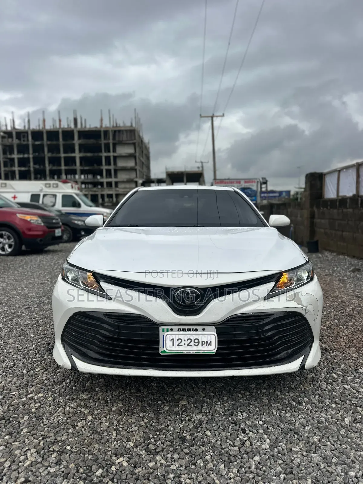 Toyota Camry 2019 White