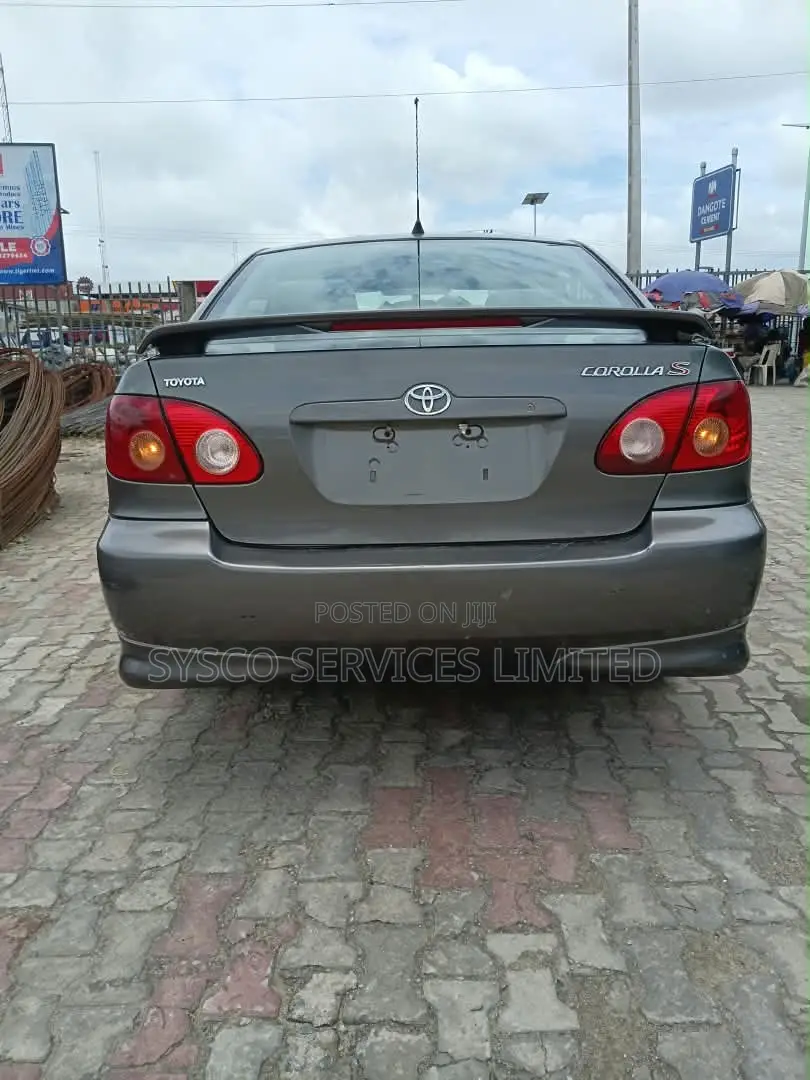 Toyota Corolla 2008 Brown