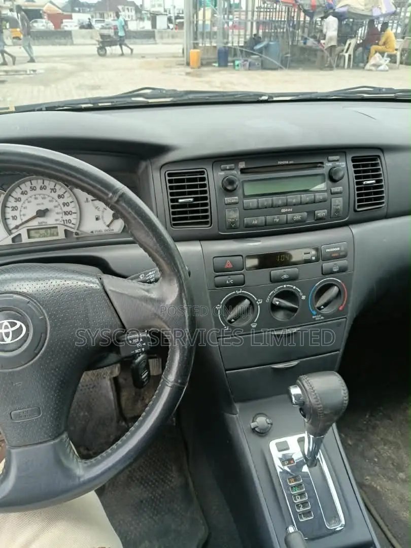 Toyota Corolla 2008 Brown