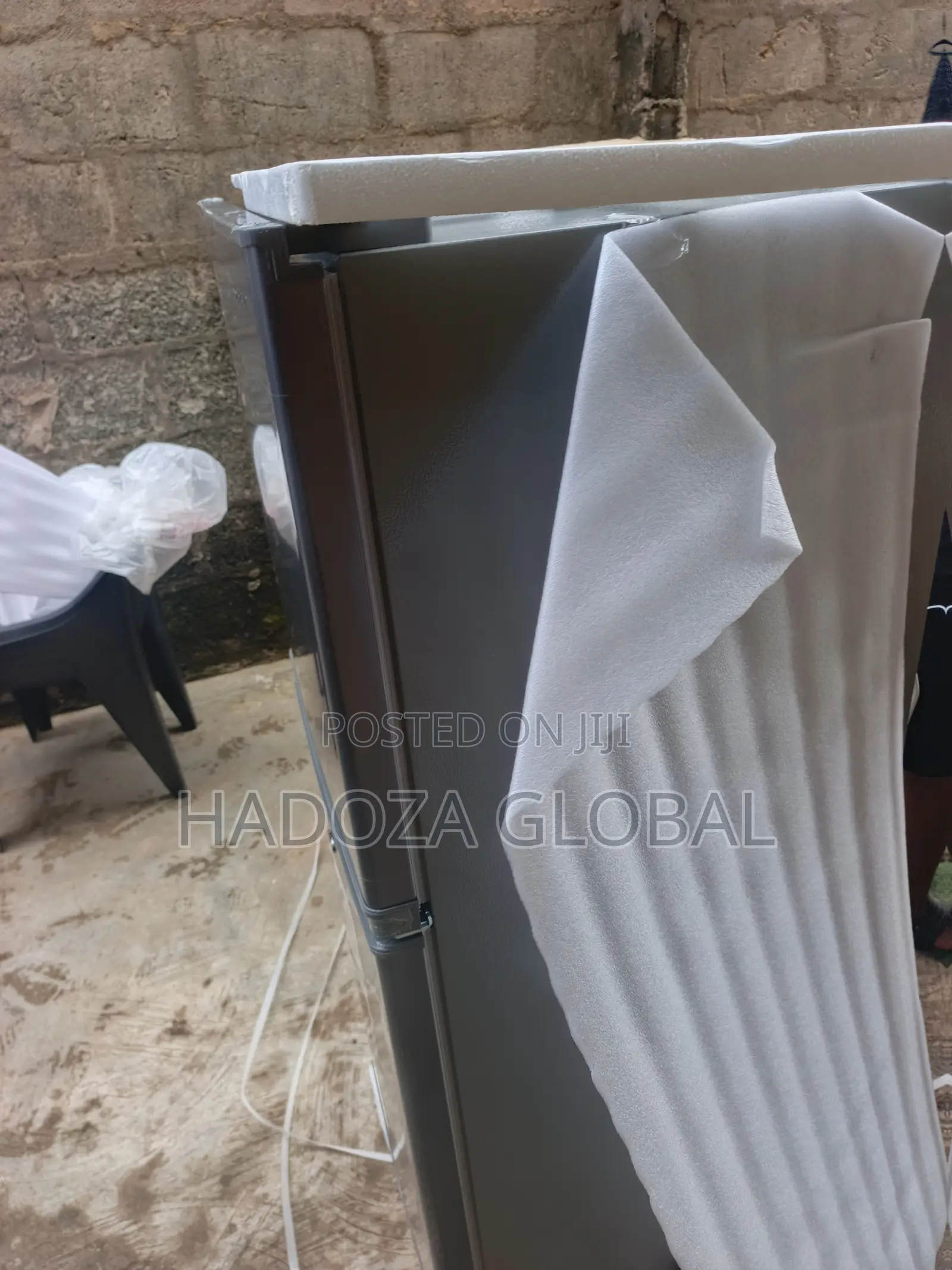SkyRun Fridge – Reliable Everyday Food Cooling