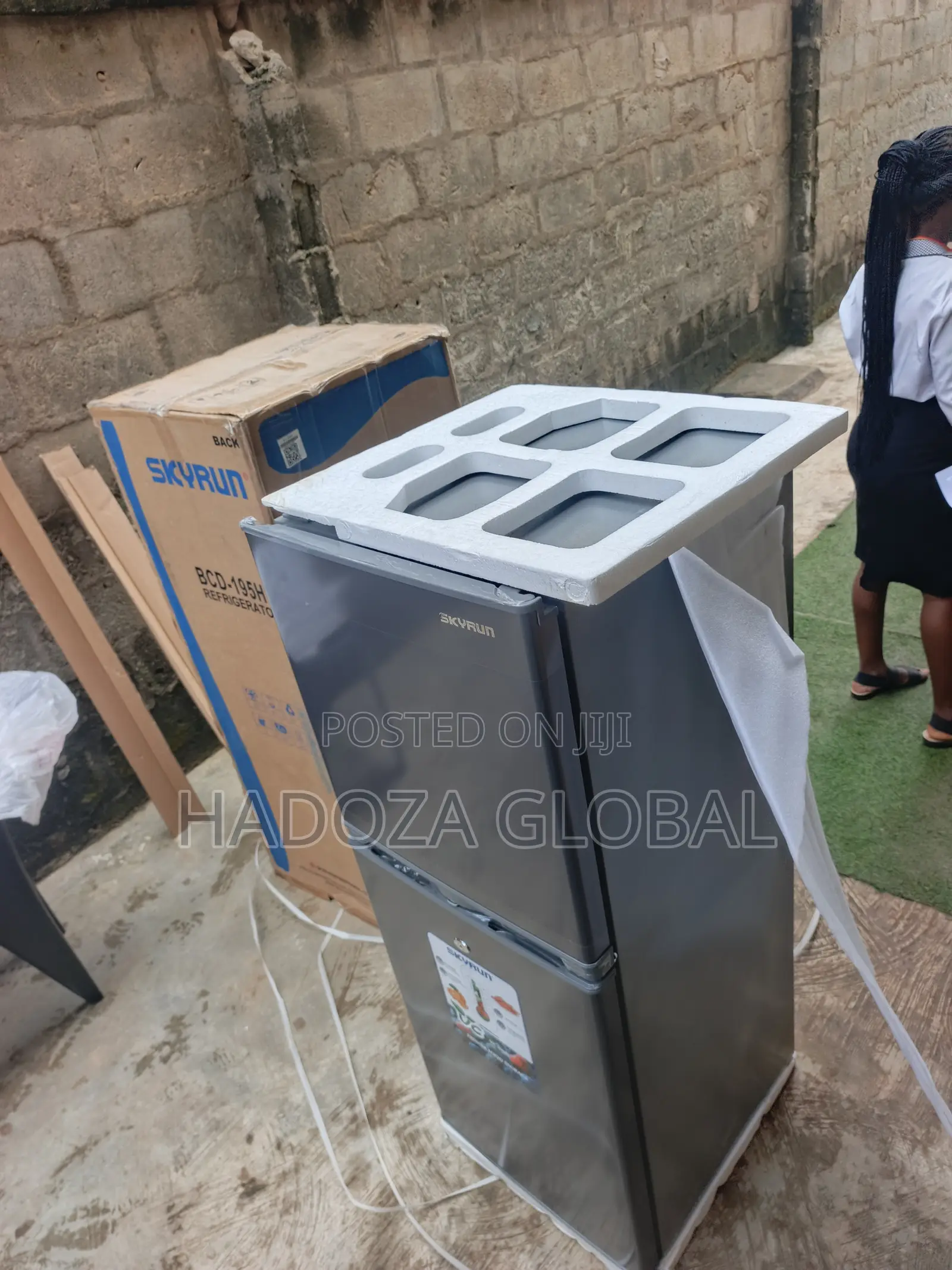 SkyRun BCD-198 Refrigerator – Convenient Chiller