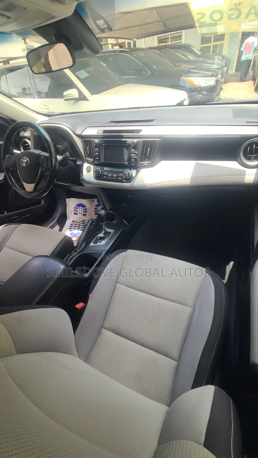 Toyota RAV4 2019 Green