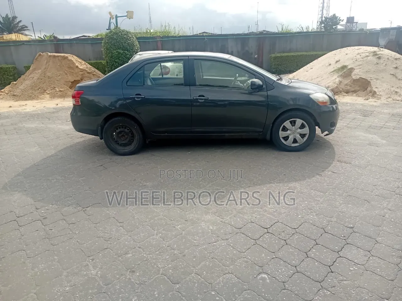 Toyota Yaris 1.5 Sedan 2008 Gray