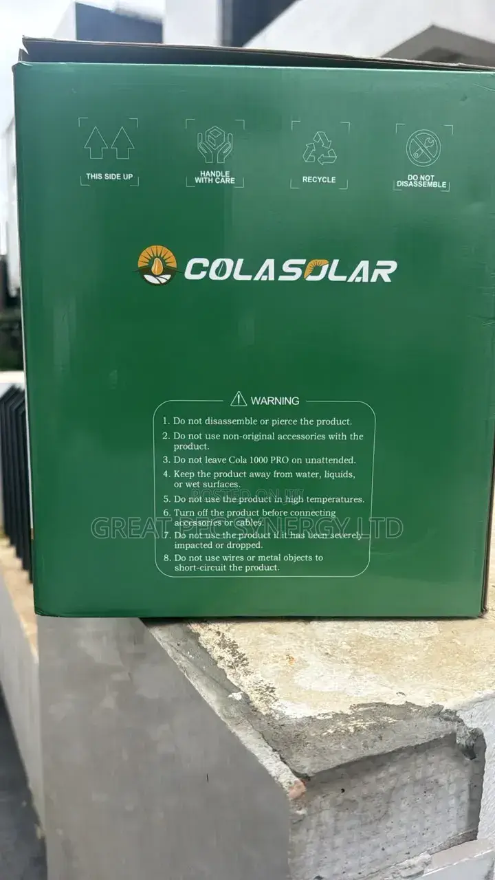 Cola Solar 1000w Solar Generator (300w)