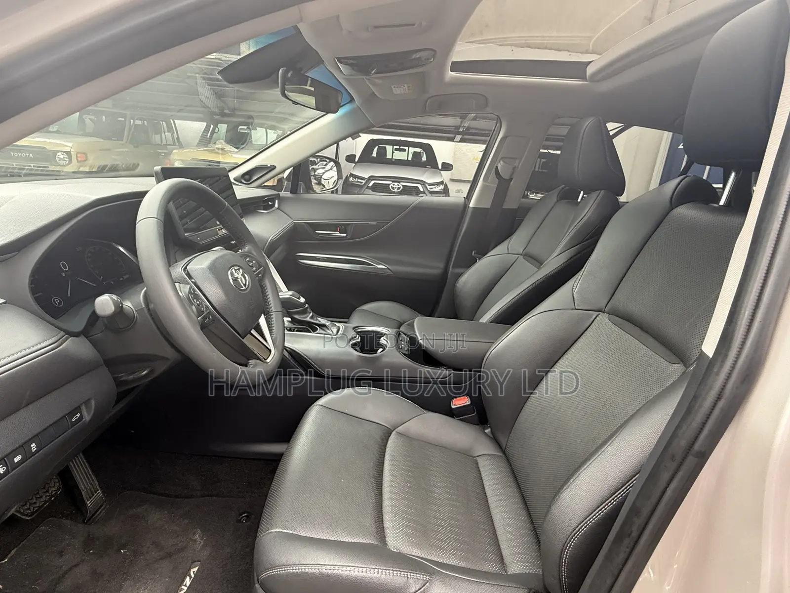 New Toyota Venza 2025 Silver