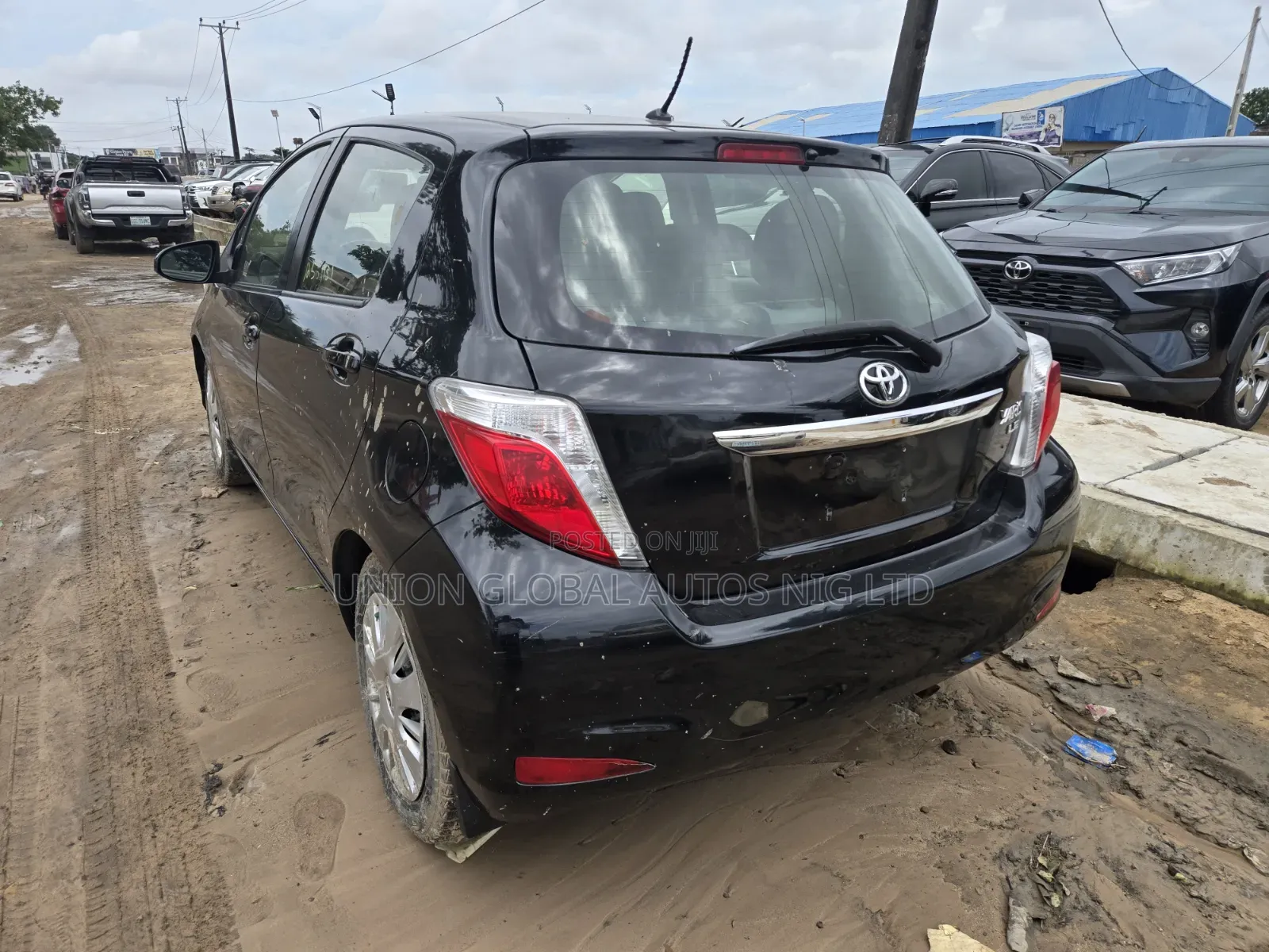 Toyota Yaris 2013 Black