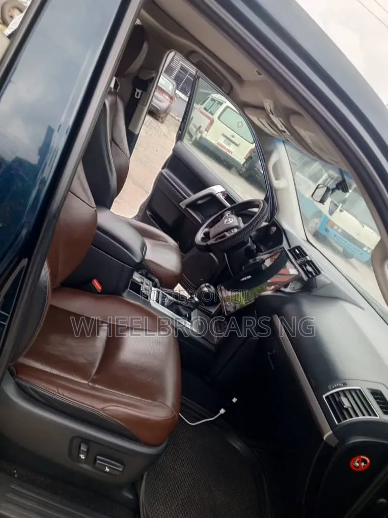 Toyota Land Cruiser Prado 3.0 190hp 2020 Black