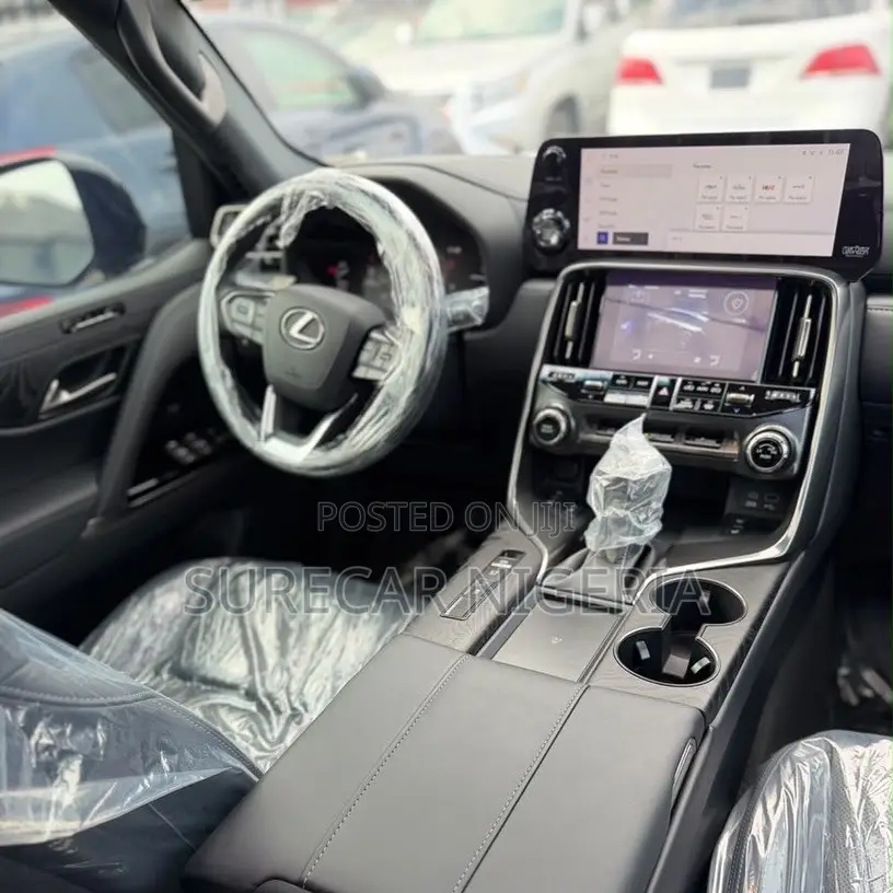 Lexus LX 600 2024 Black
