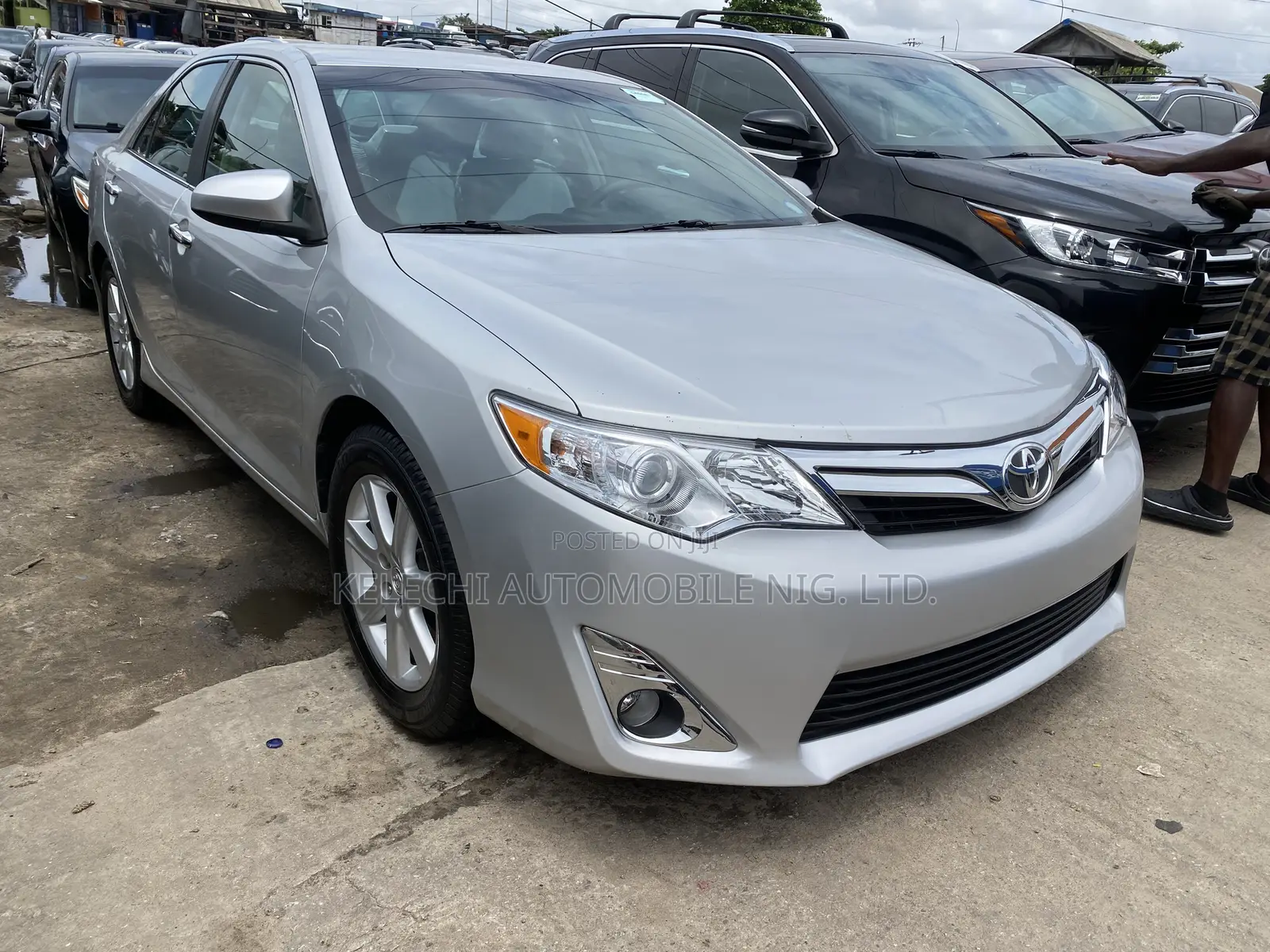 Toyota Camry LE 4dr Sedan (2.5L 4cyl 6A) 2012 Silver