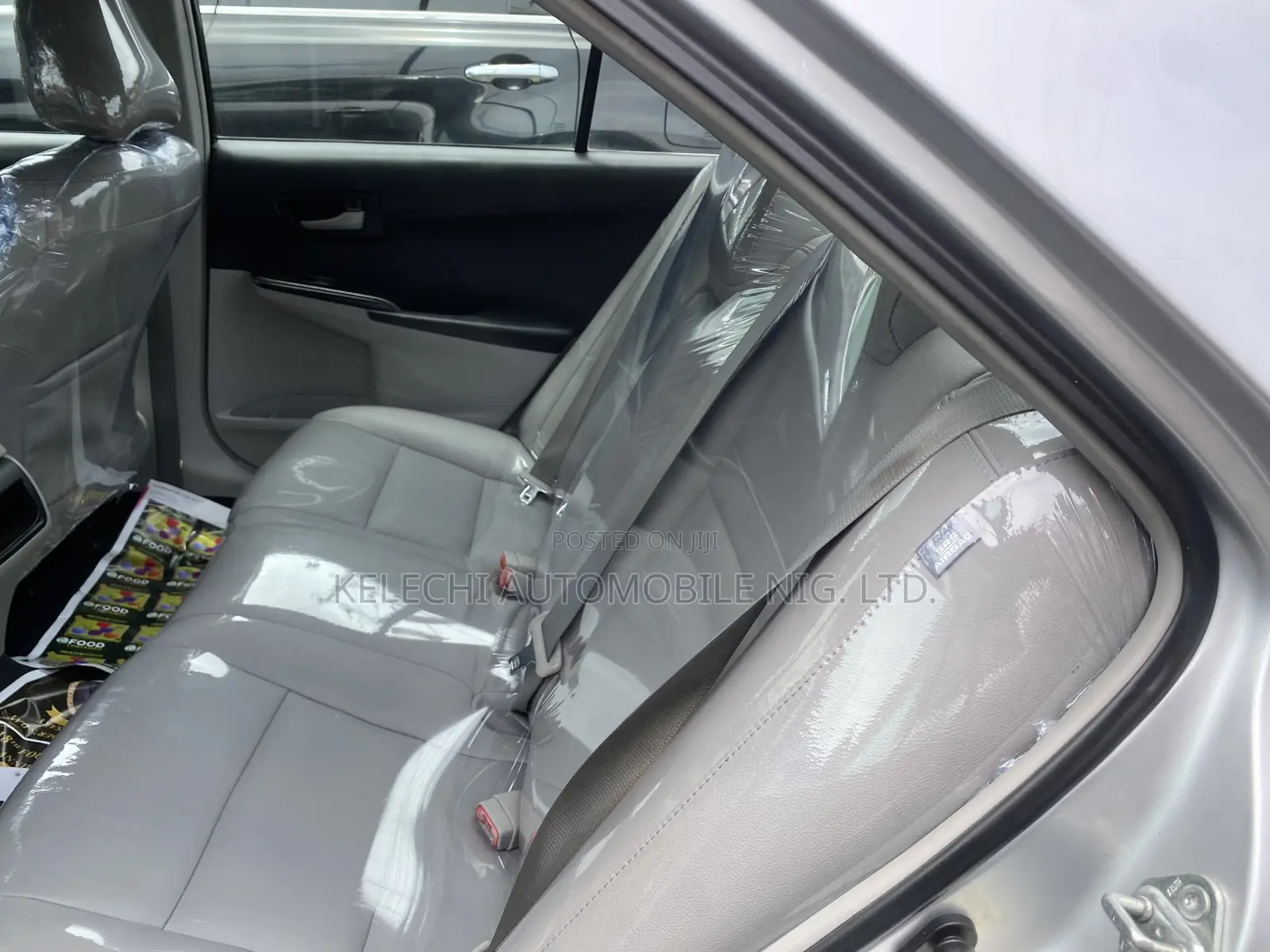 Toyota Camry LE 4dr Sedan (2.5L 4cyl 6A) 2012 Silver