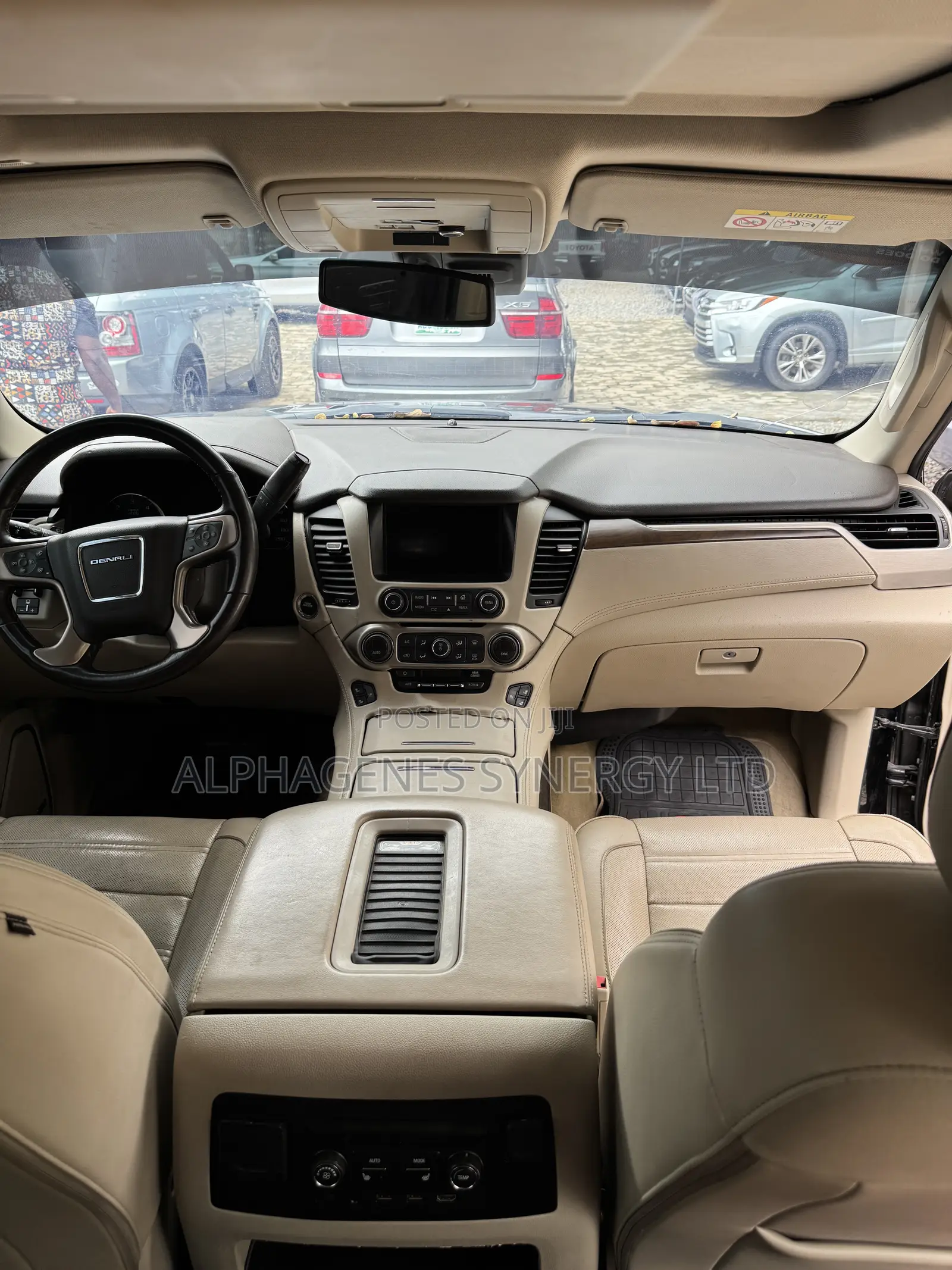 GMC Yukon Denali 4x4 2018 Black