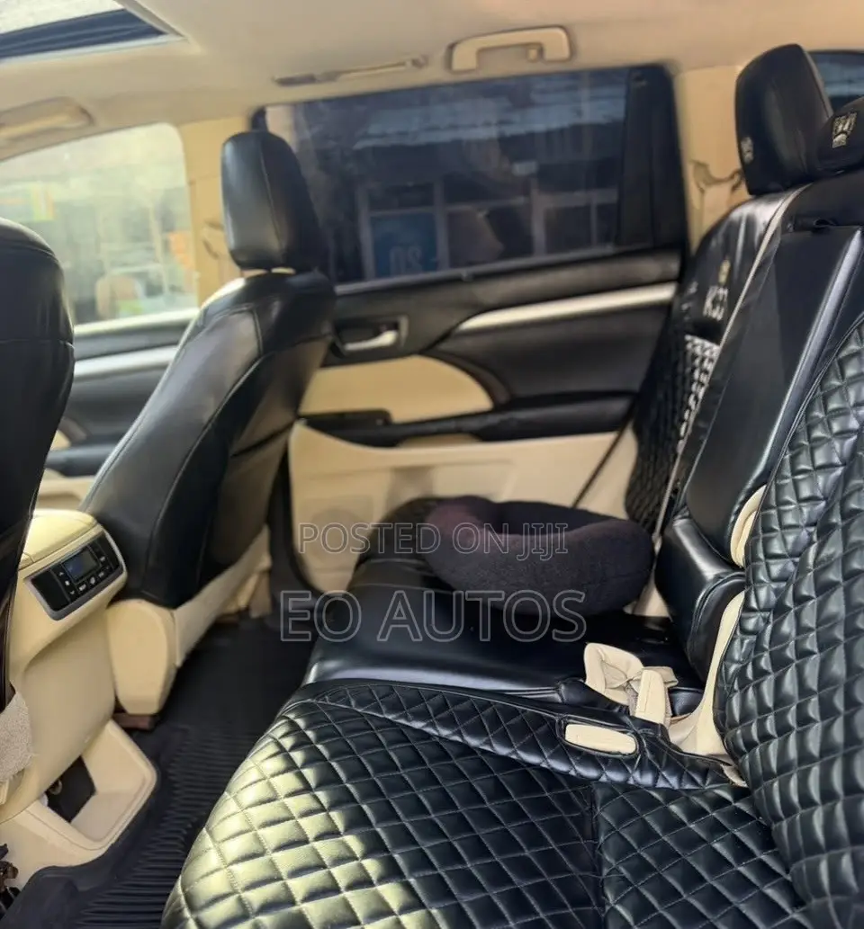 Toyota Highlander XLE 4dr SUV (3.5L 6cyl 6A) 2015 Black