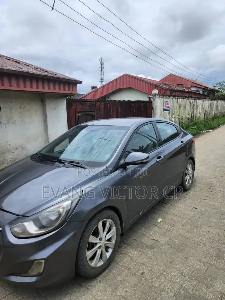 Hyundai Accent GS 2013 Gray