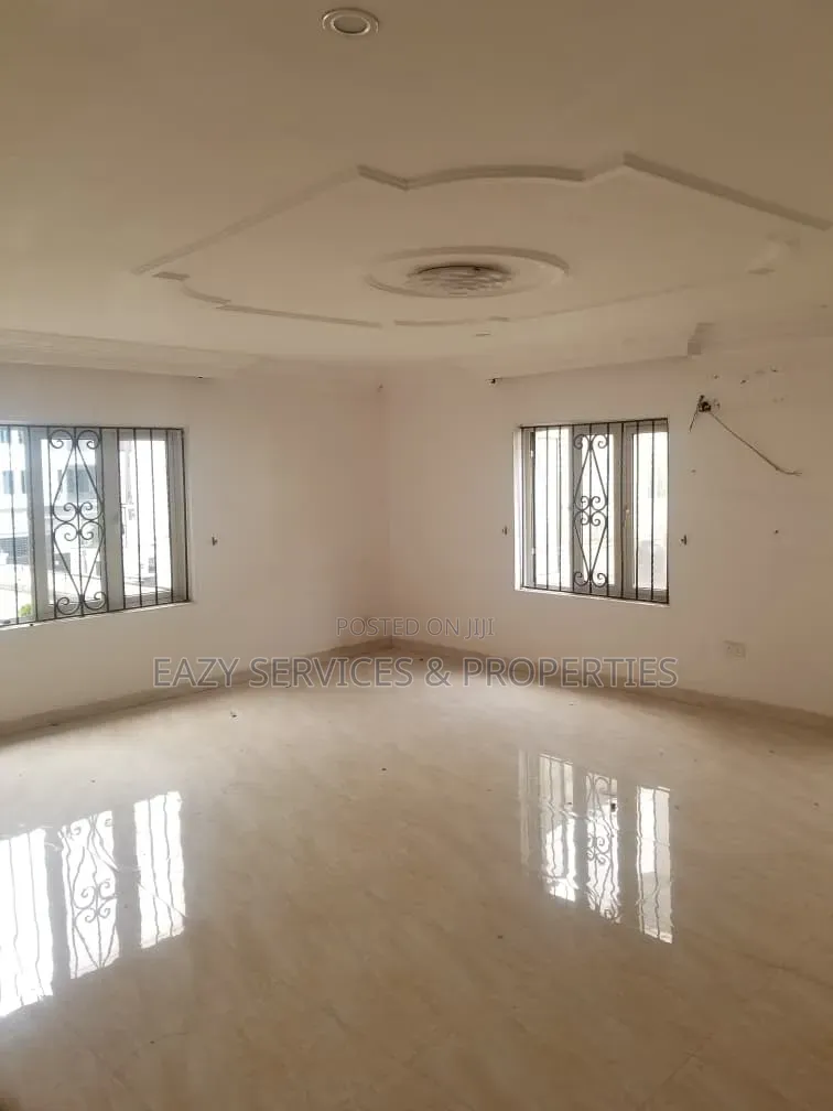 4bdrm Duplex in Gated And Secured, Banana Island for rent