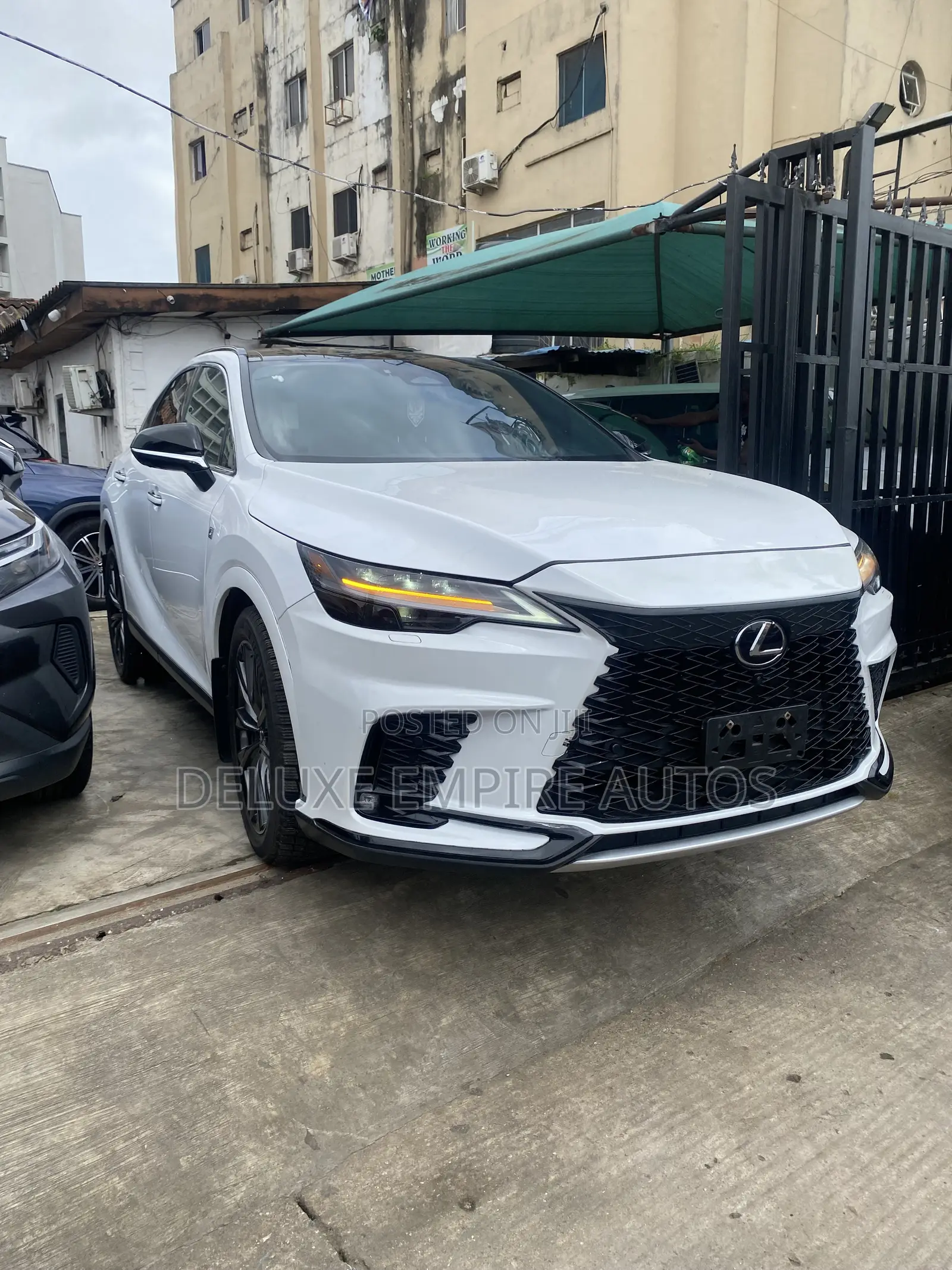 Lexus RX 350 F SPORT AWD 2024 White