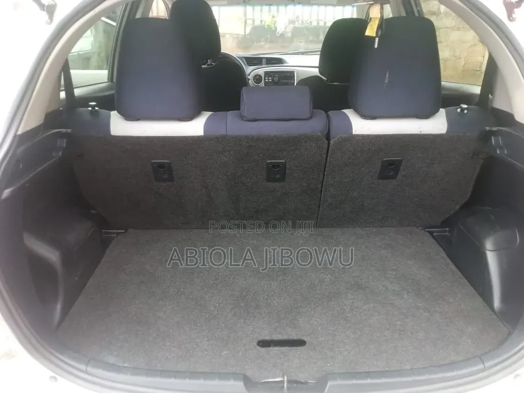 Toyota Yaris LE Hatchback 3dr 2013 White