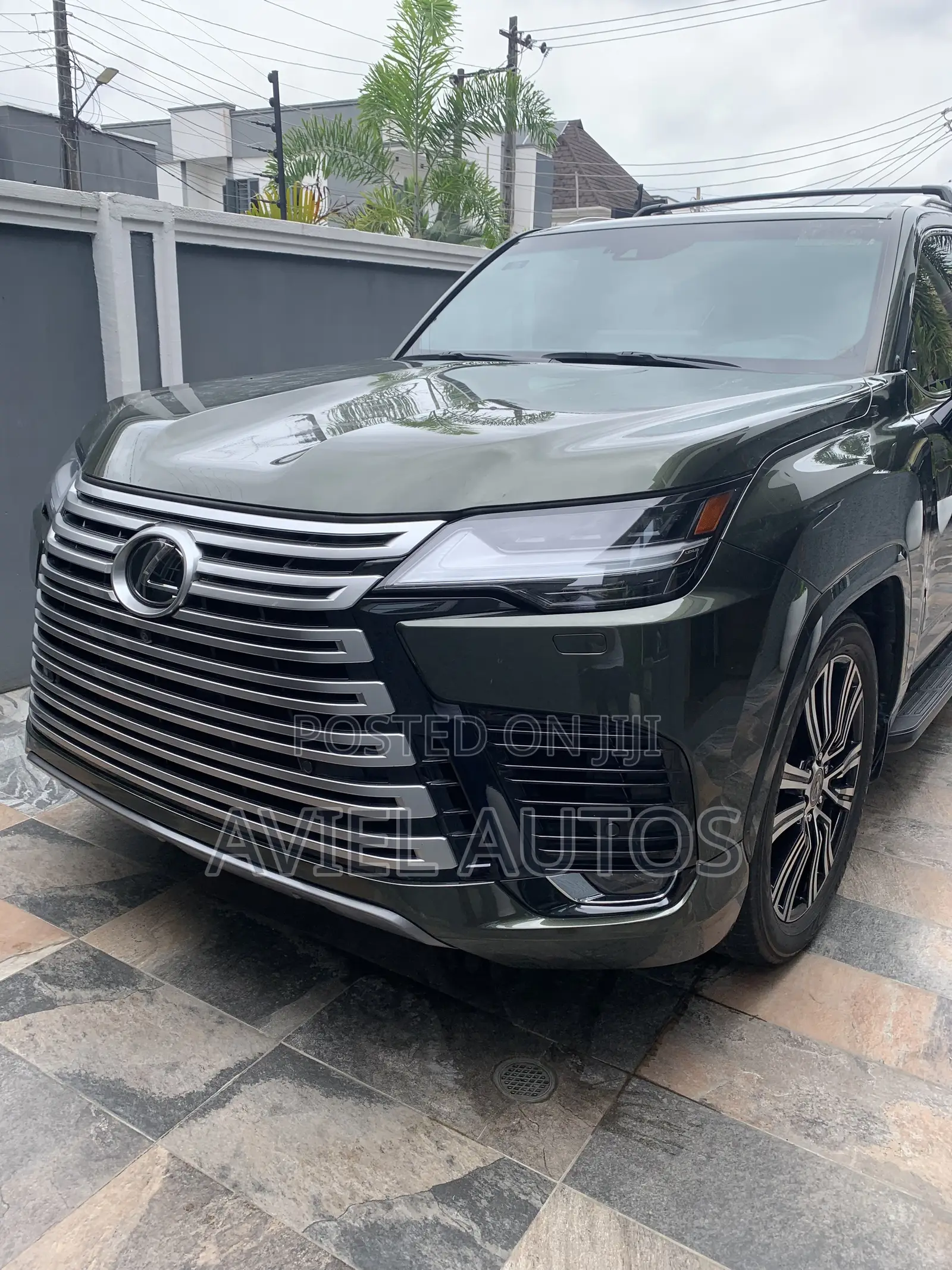Lexus LX 600 2022 Green