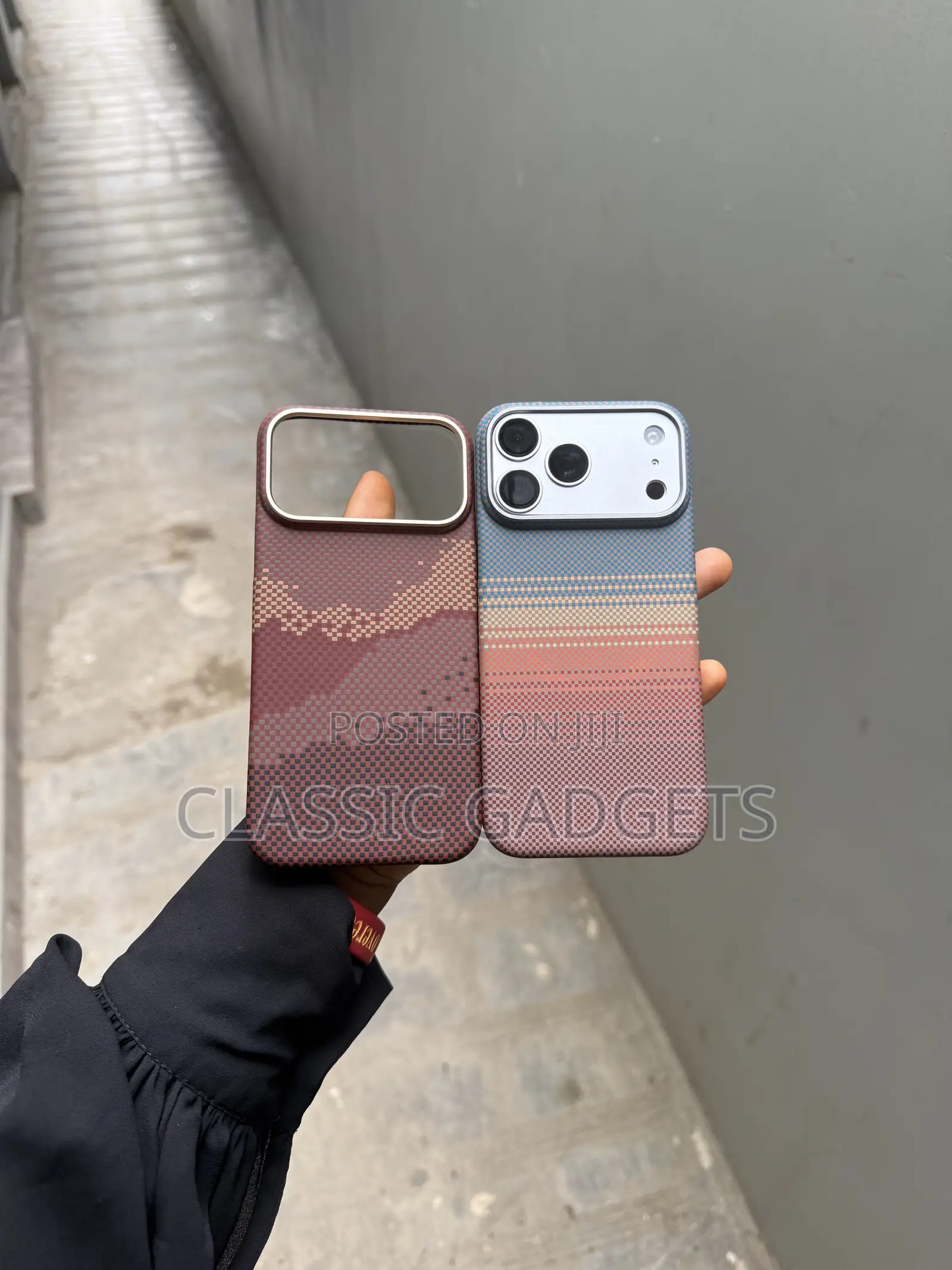 Ultra Thin Carbon Fiber Magnetic Case for iPhone 18 Pro Max