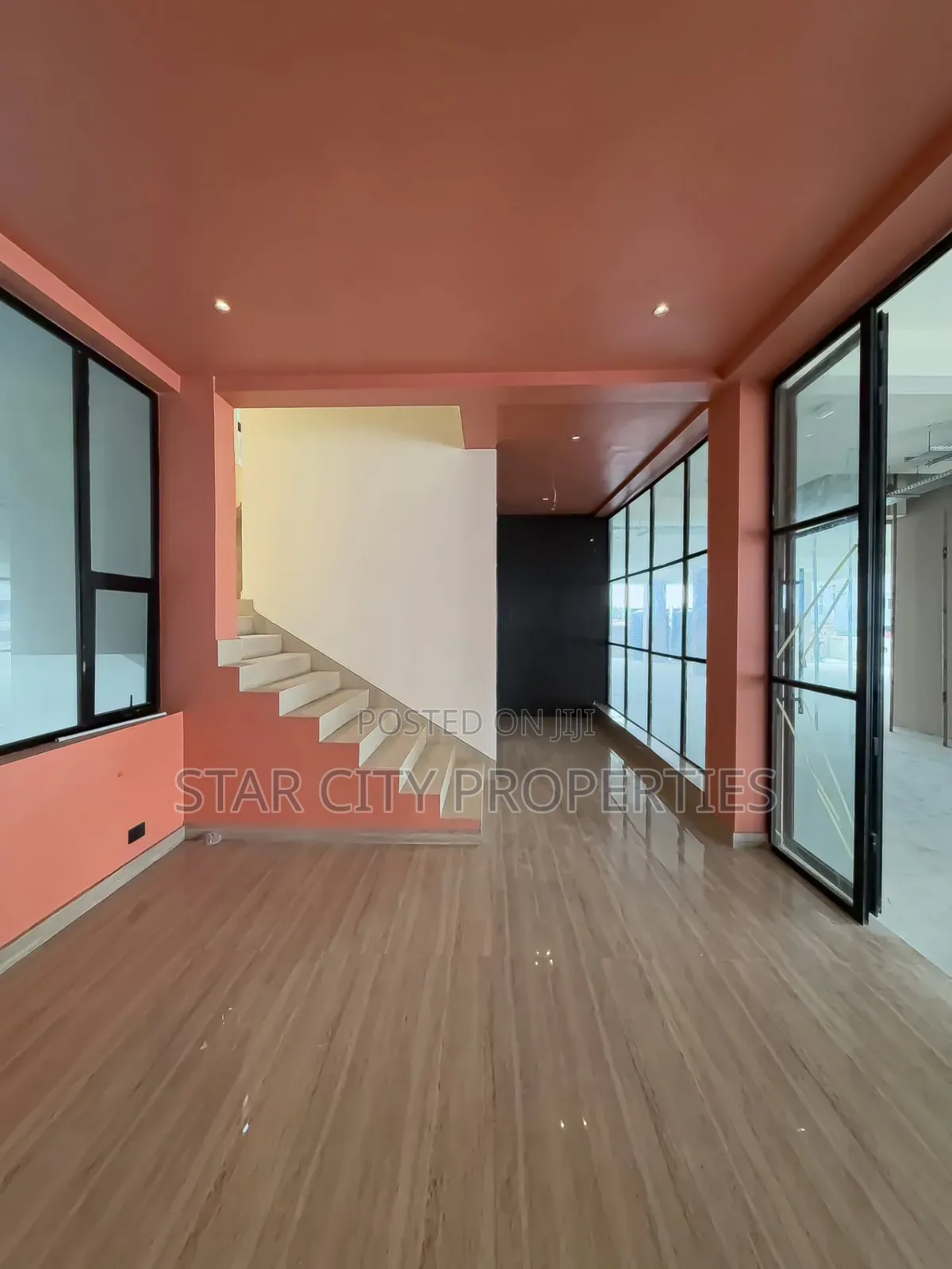 4bdrm Maisonette in Ikate for sale