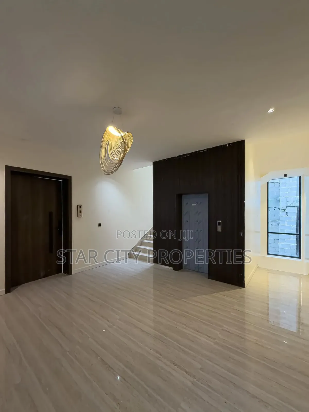 4bdrm Maisonette in Ikate for sale