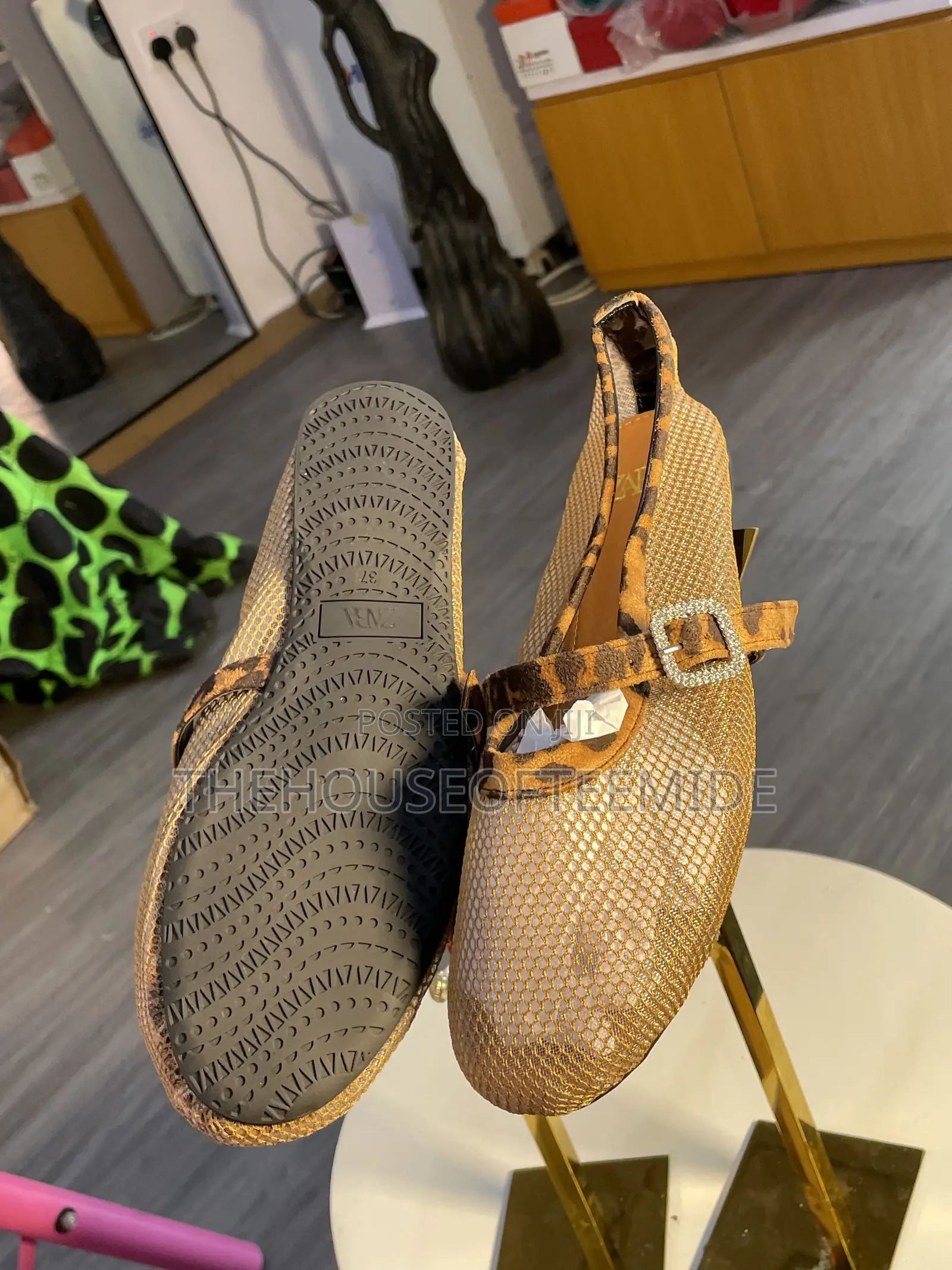 Leopard Print Flat Shoe