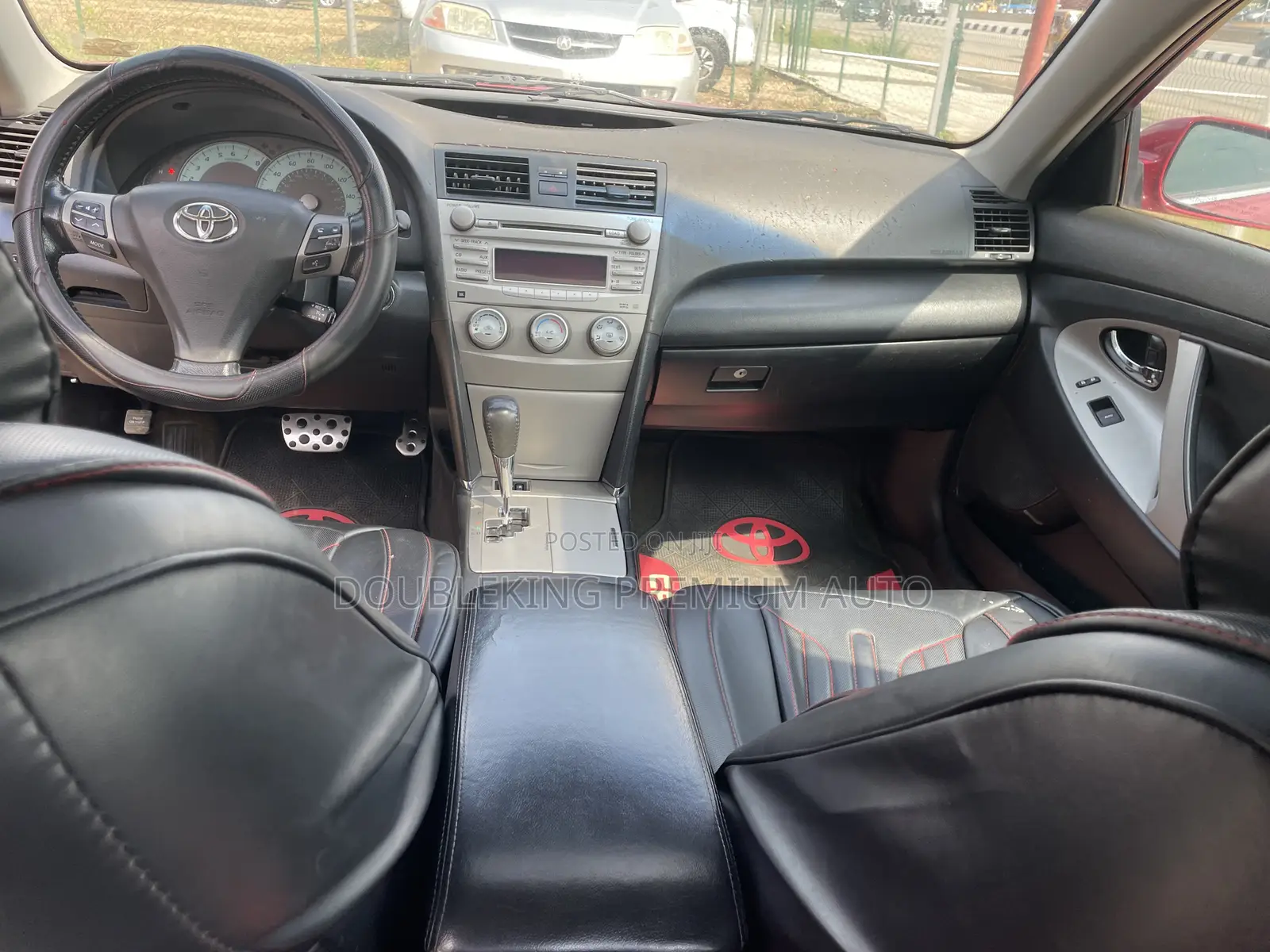 Toyota Camry SE V6 4dr Sedan (3.5L 6cyl 6AM) 2010 Red