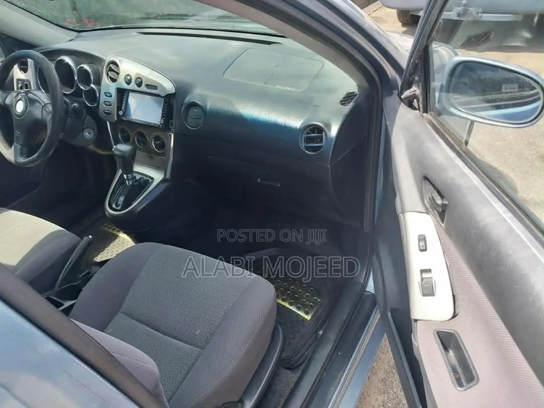 Toyota Matrix XR Hatchback AWD (1.8L 4cyl 4A) 2004 Blue