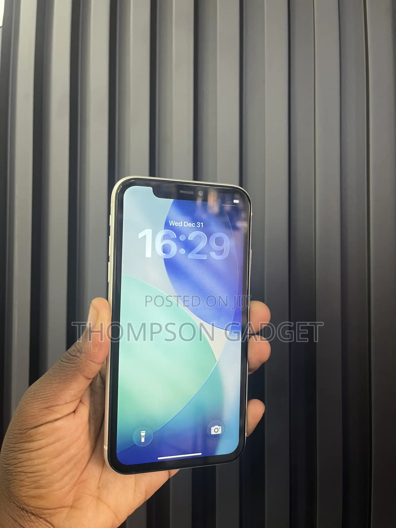 Apple iPhone 11 64 GB White
