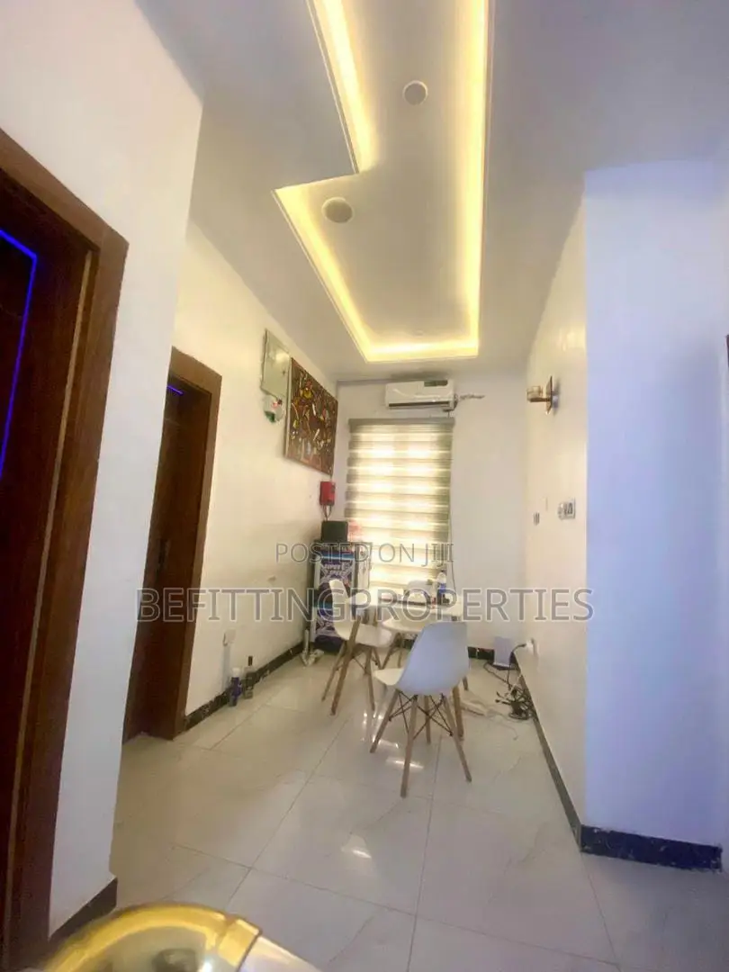 4bdrm Duplex in Lekki for sale