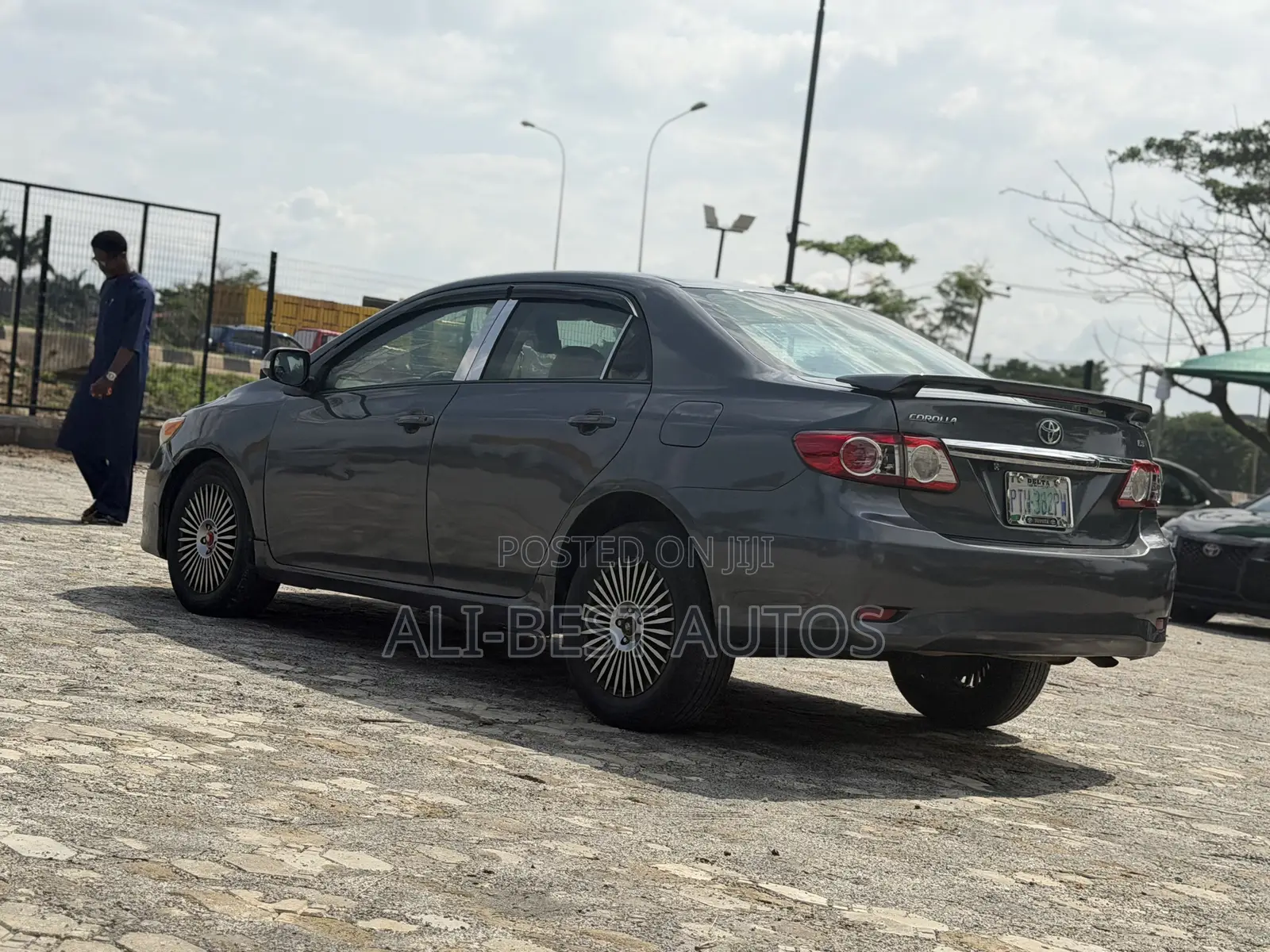 Toyota Corolla 2013 Gray