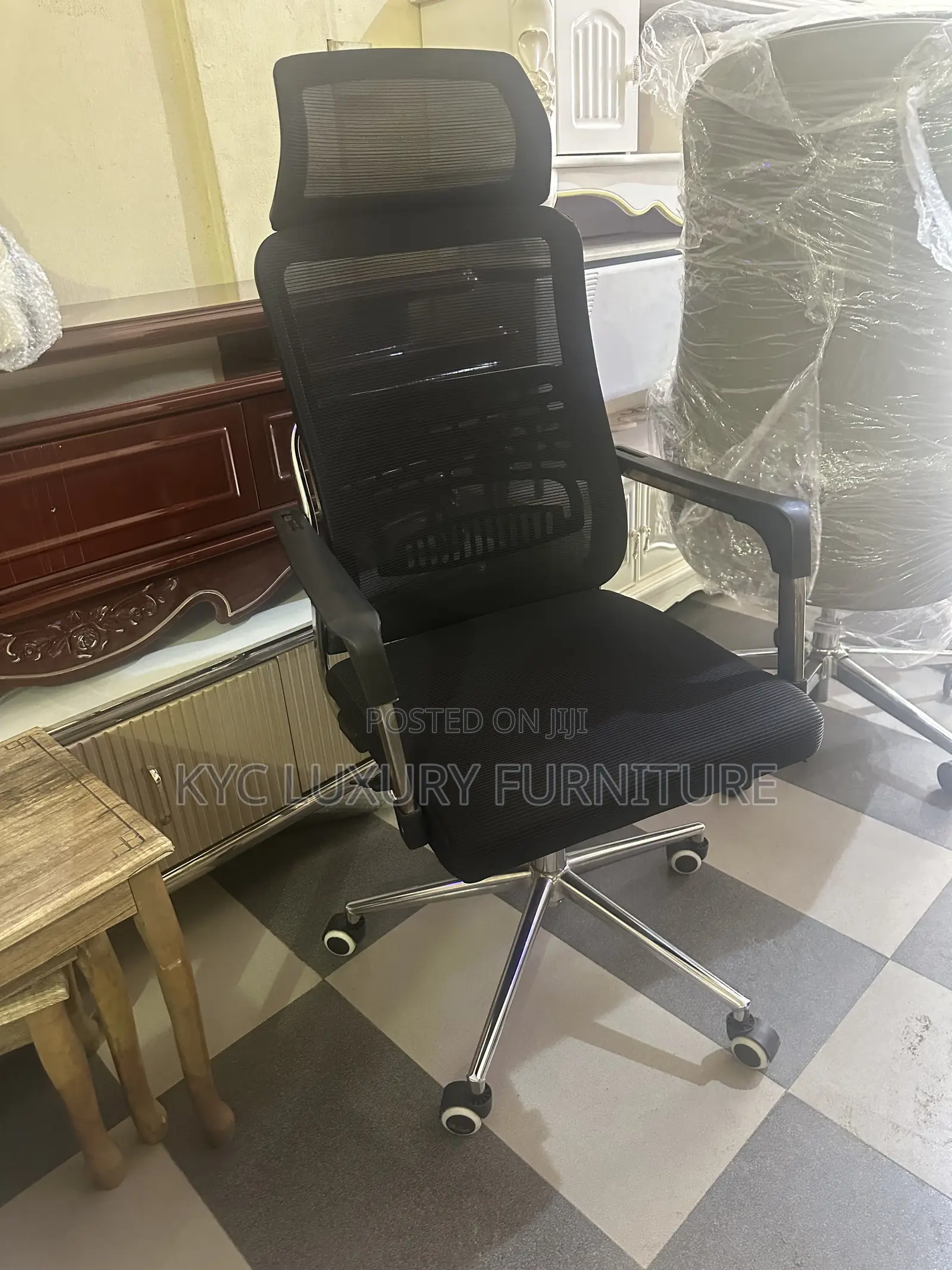 Elegant Office Chair