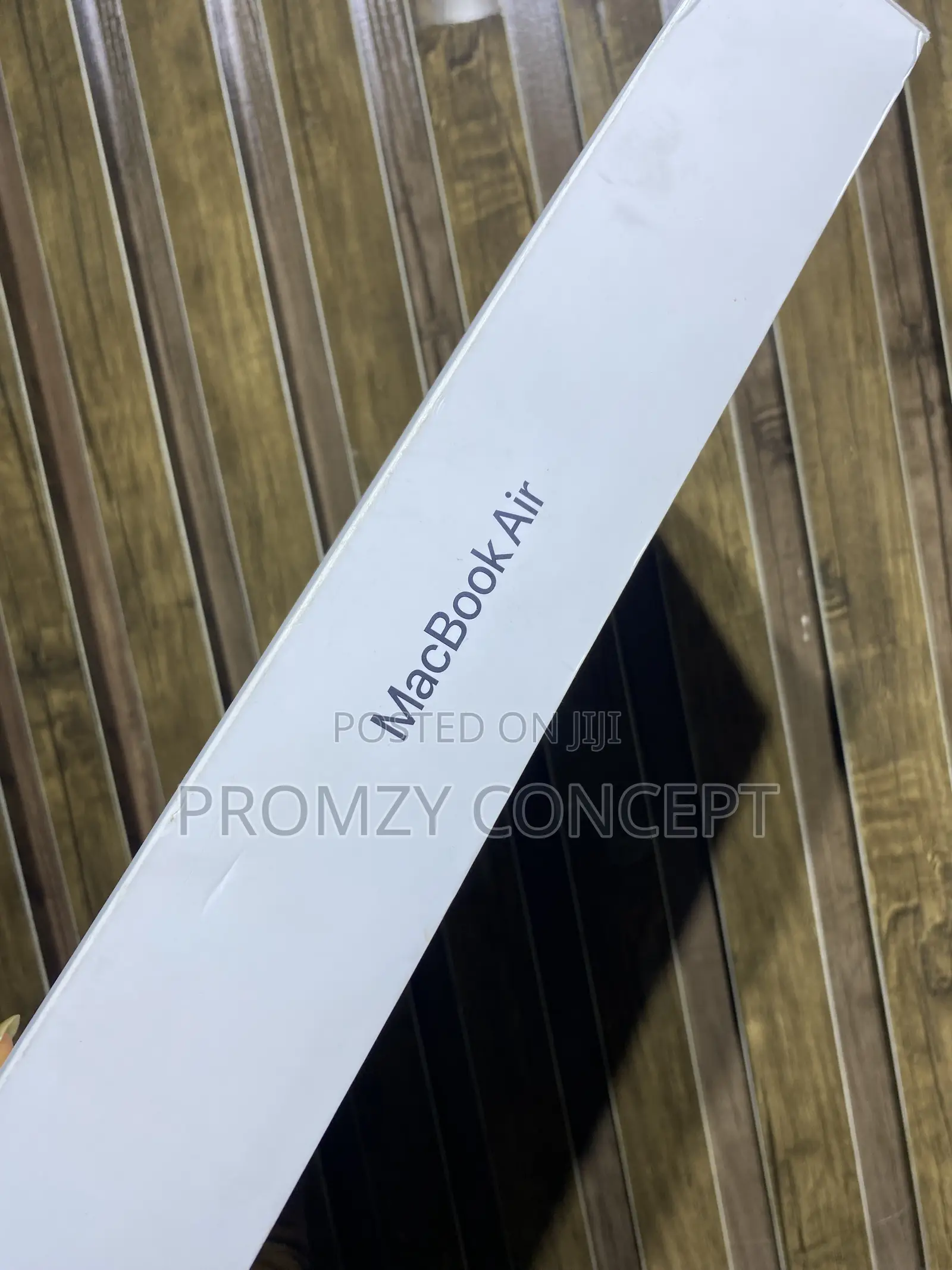 New Laptop Apple MacBook Air 2026 M5 24GB Apple M5 SSD 1T