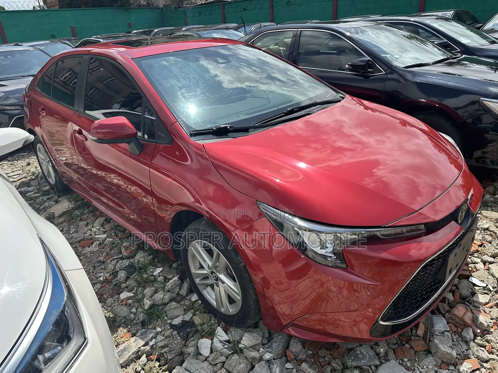 Toyota Corolla LE 2020 Red