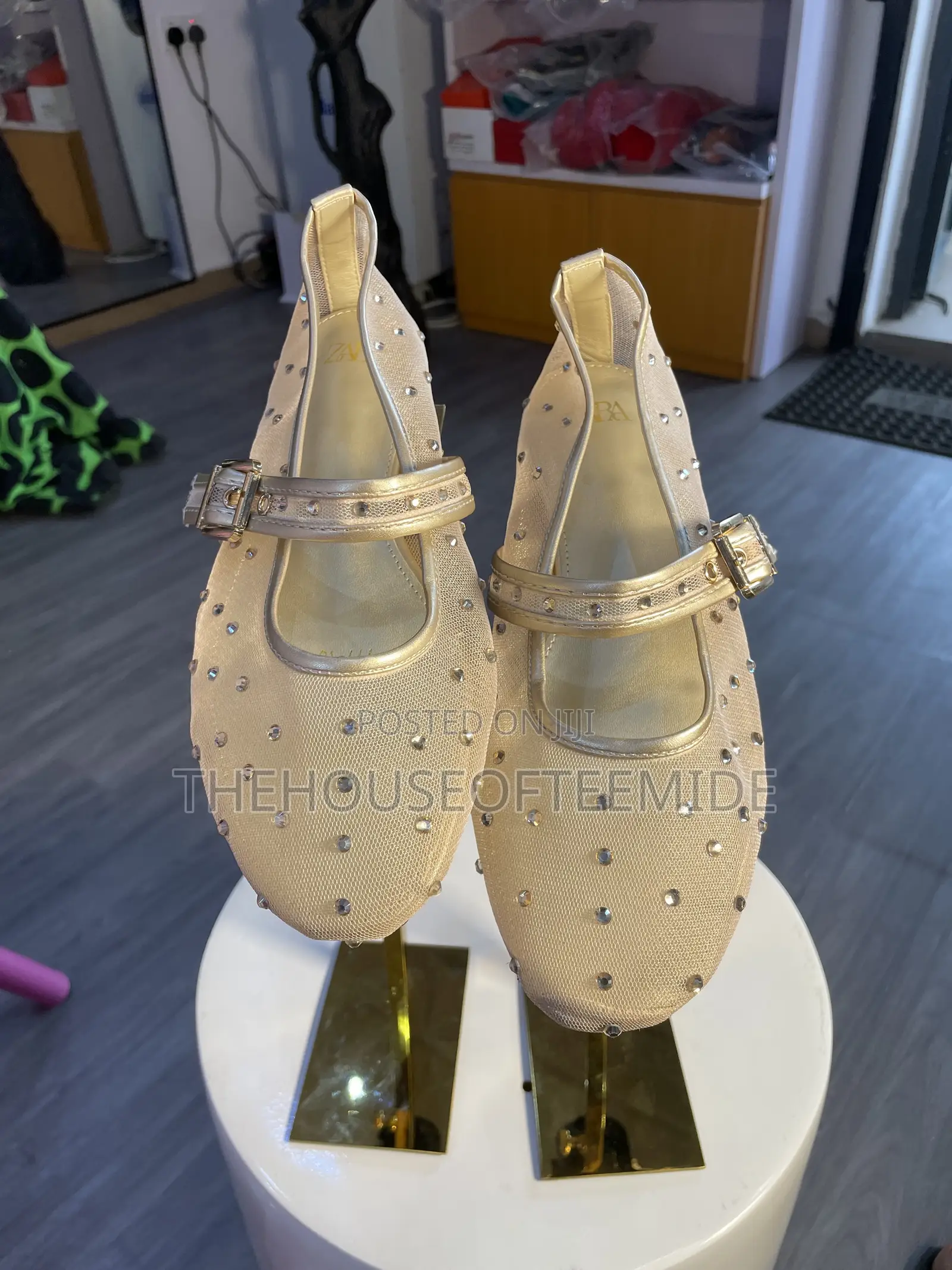 Fairly Stoned Flat Women Comfortable Shoe