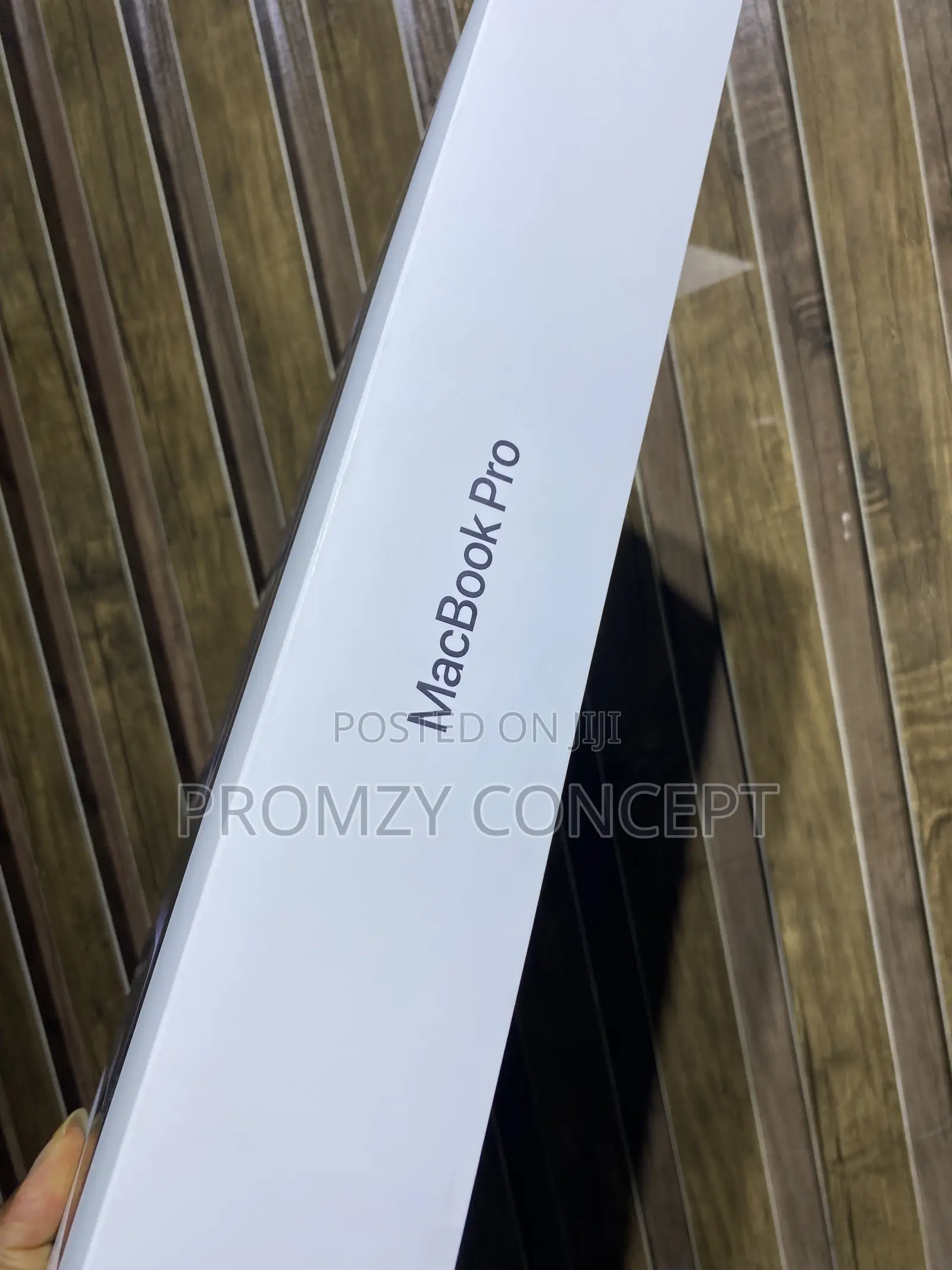 New Laptop Apple MacBook Pro 2026 M5 Pro 48GB Apple M5 Pro SSD 1T