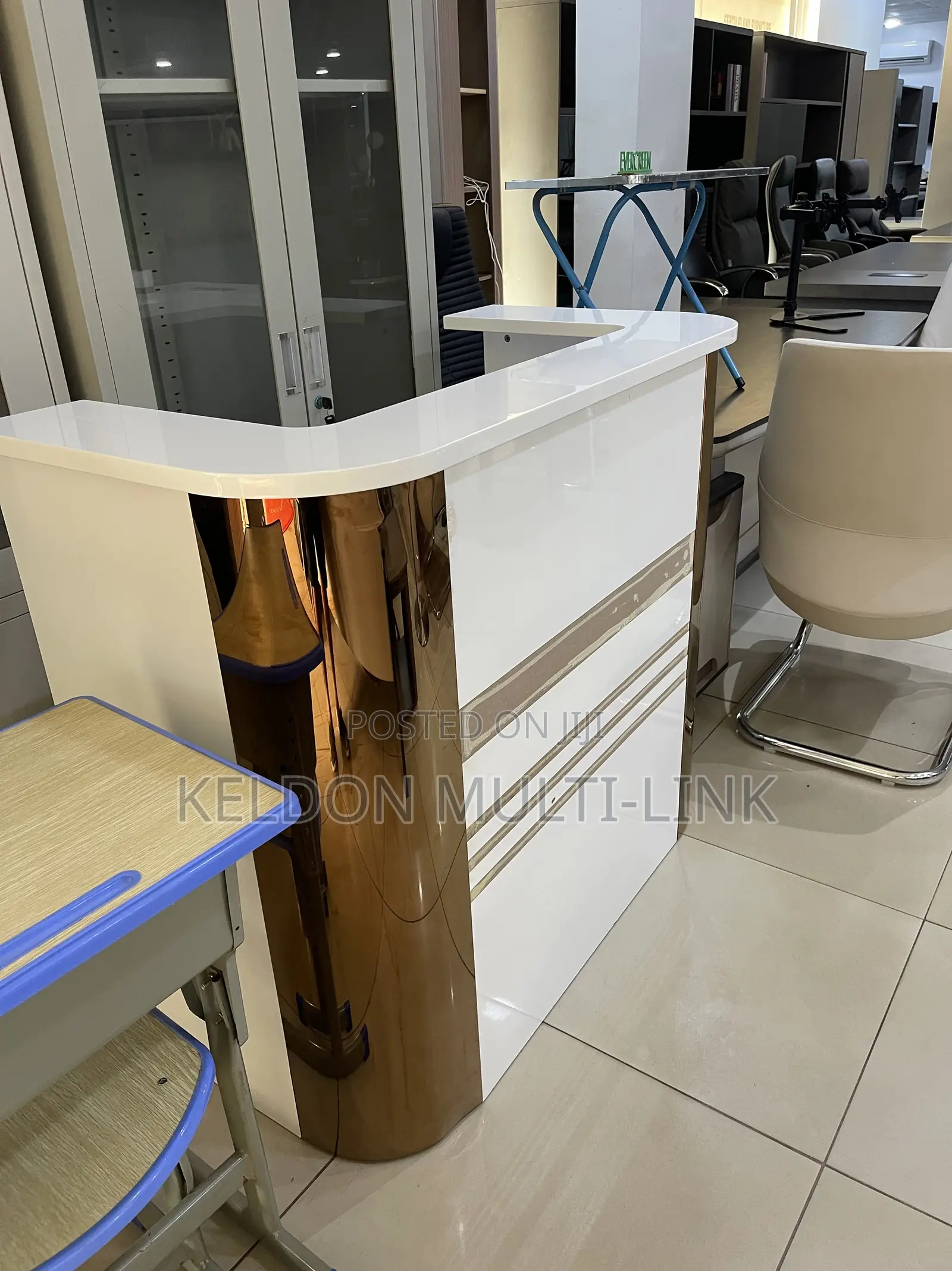 Receptionist Table