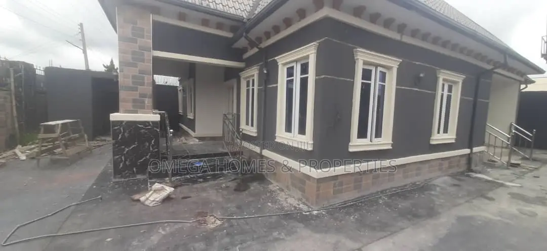 3bdrm Bungalow in Amakamma Federal, Umuahia for sale