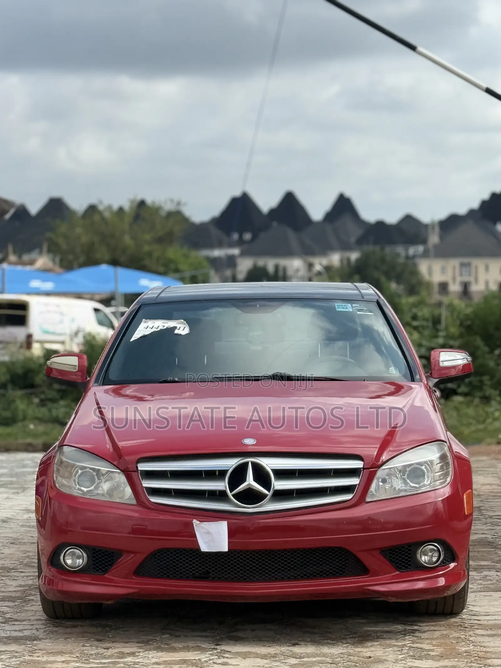 Mercedes-Benz C300 2009 Red