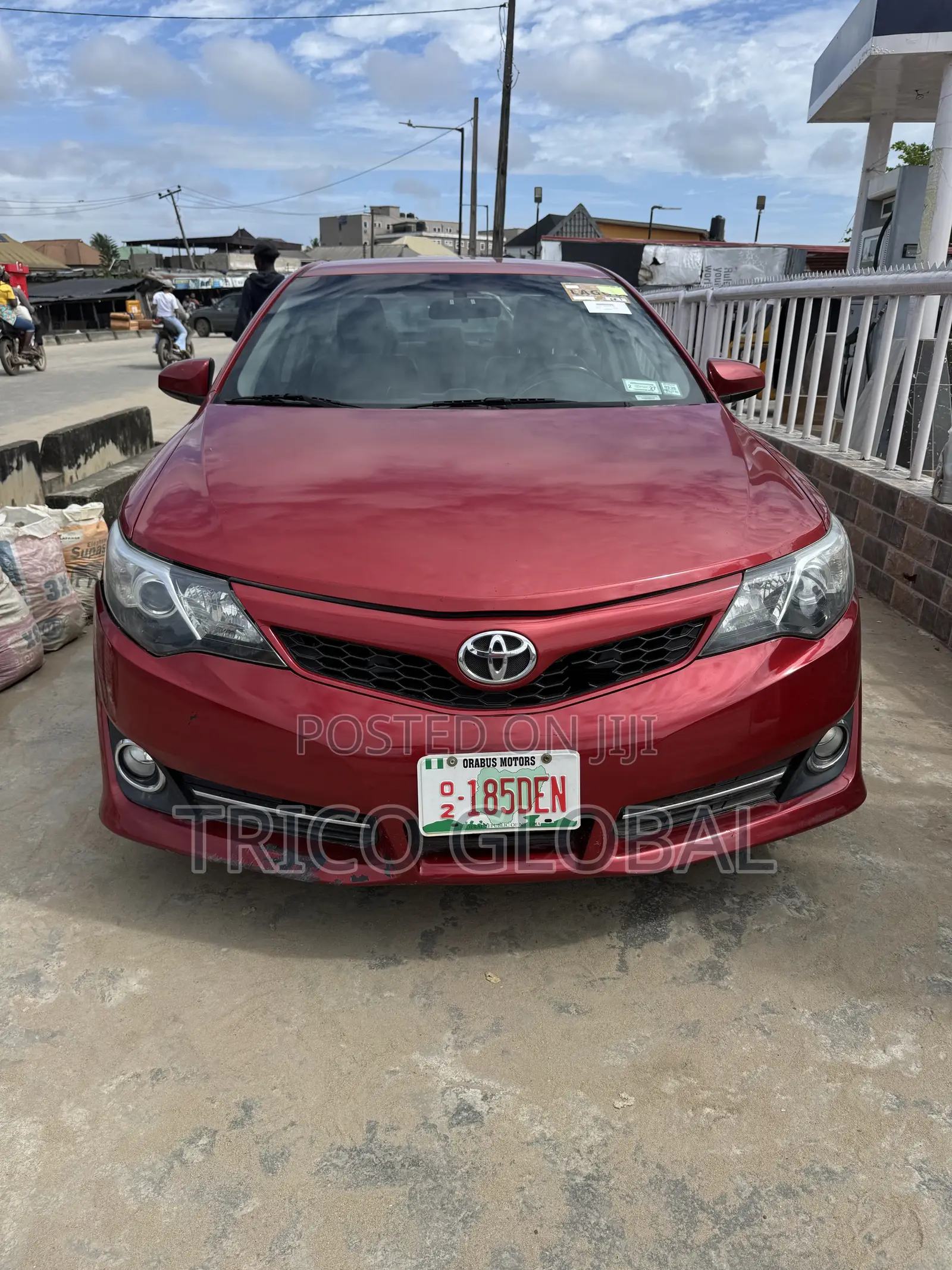 Toyota Camry SE Limited Edition 4dr Sedan (2.5L 4cyl 6A) 2012 Red