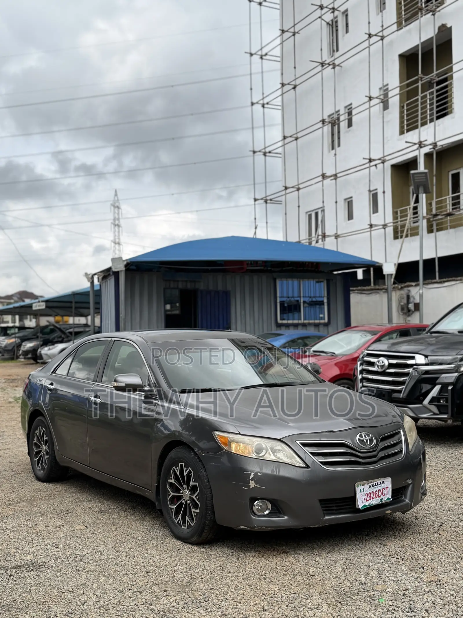 Toyota Camry LE 4dr Sedan (2.5L 4cyl 6AM) 2010 Gray