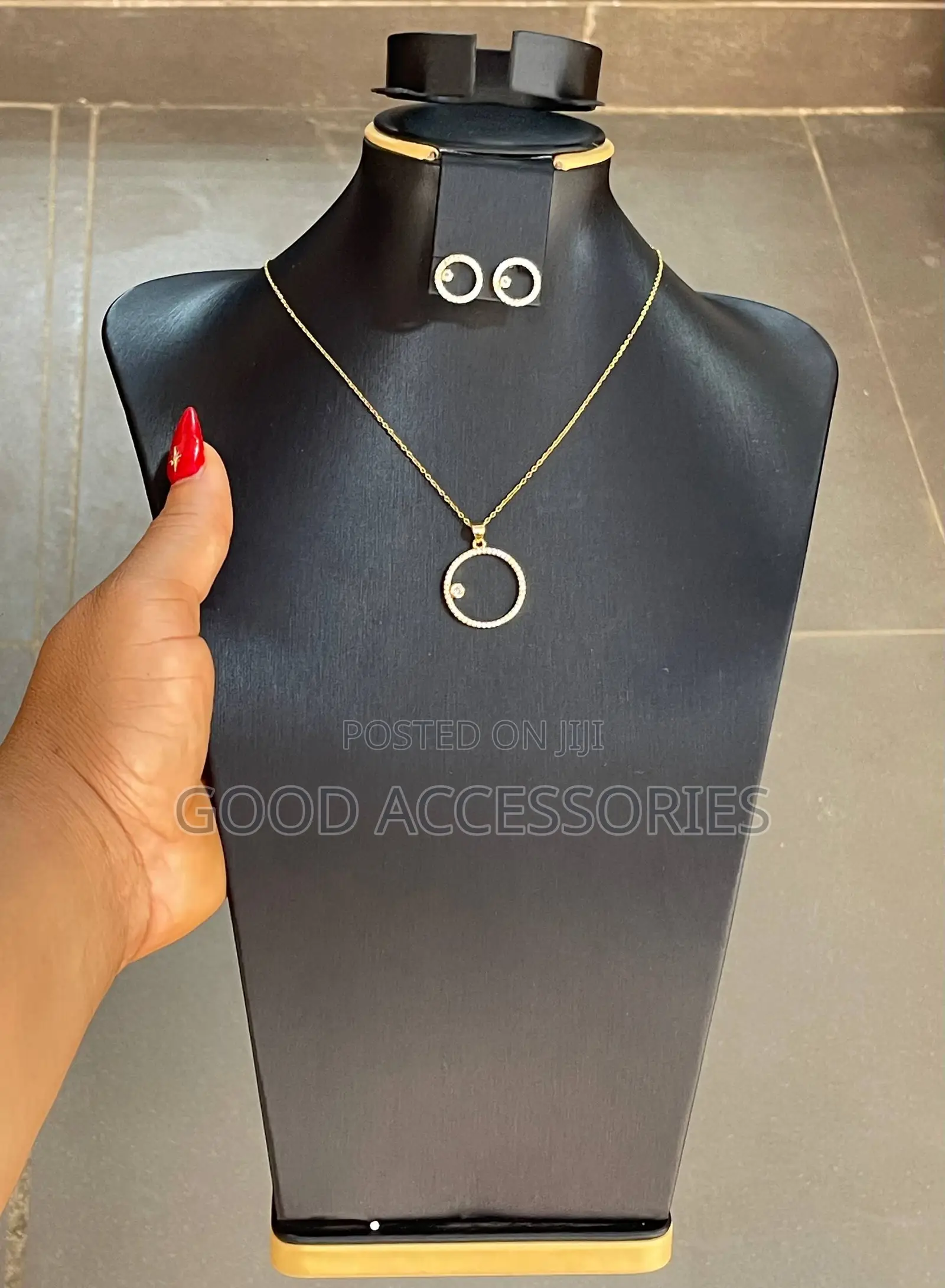 Necklace Earrings Set